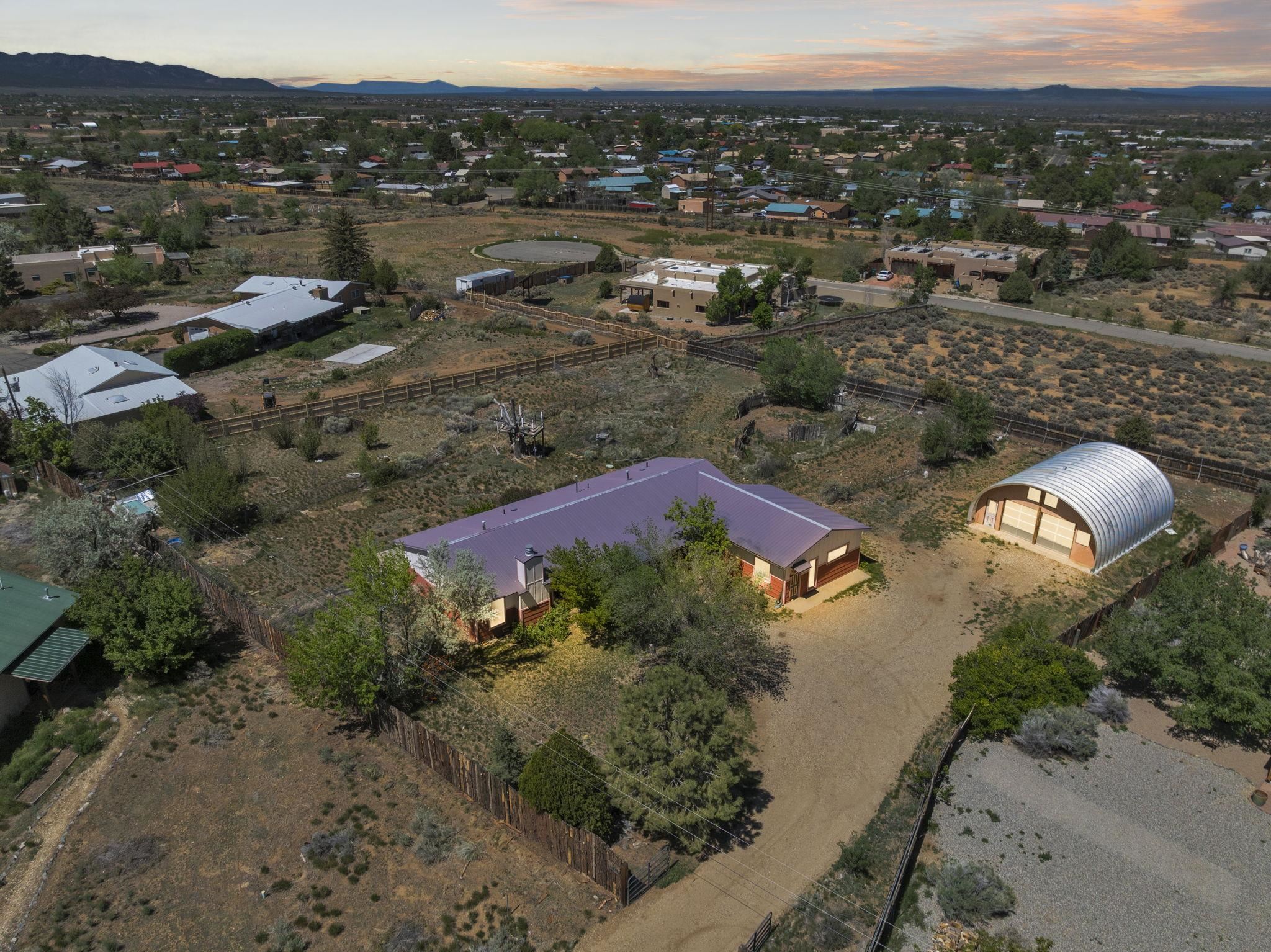 110 Ledesma Lane, Taos, New Mexico image 1