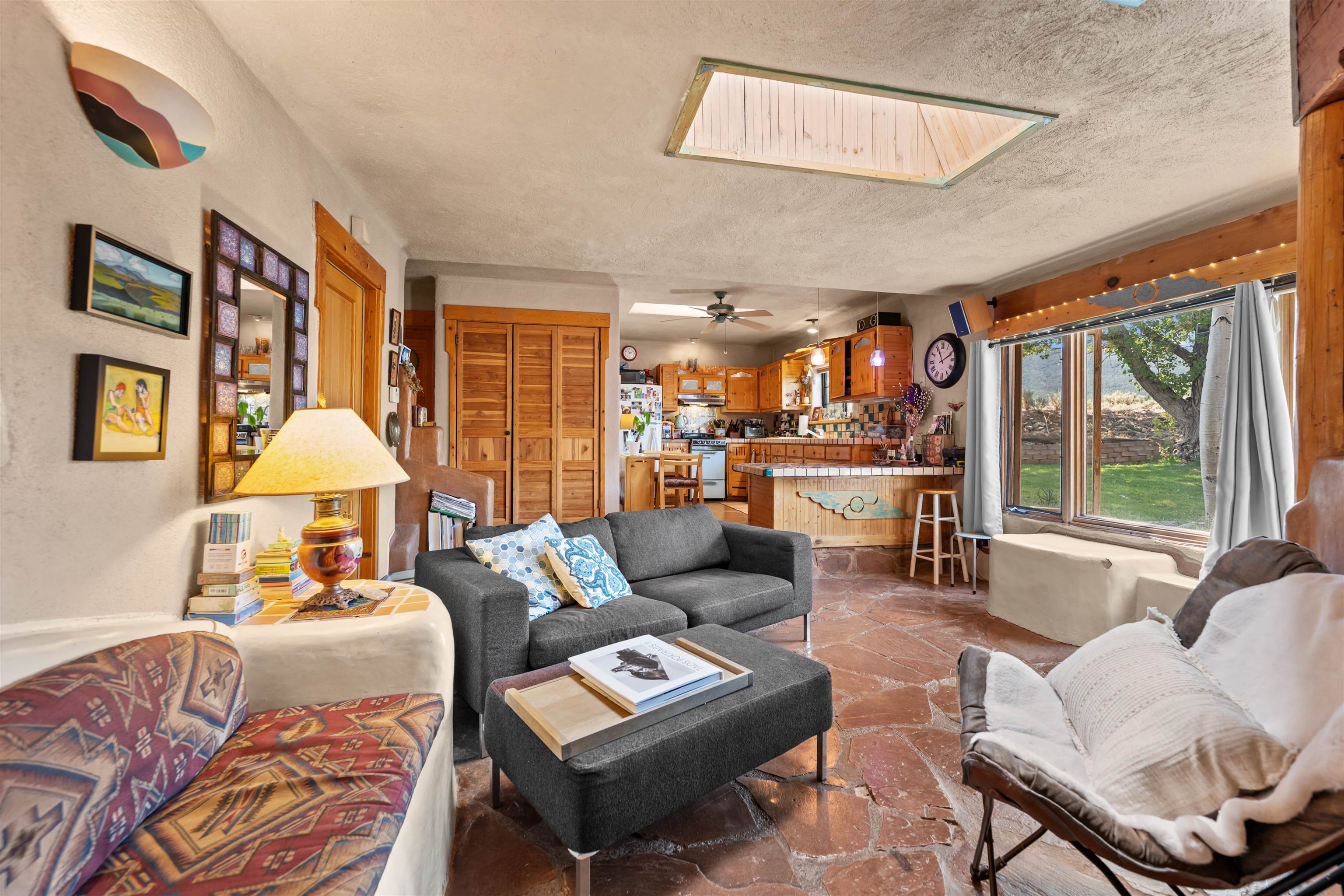 Taos, New Mexico 87571, United States, 4 Bedrooms Bedrooms, ,3 BathroomsBathrooms,Residential,Active,227900