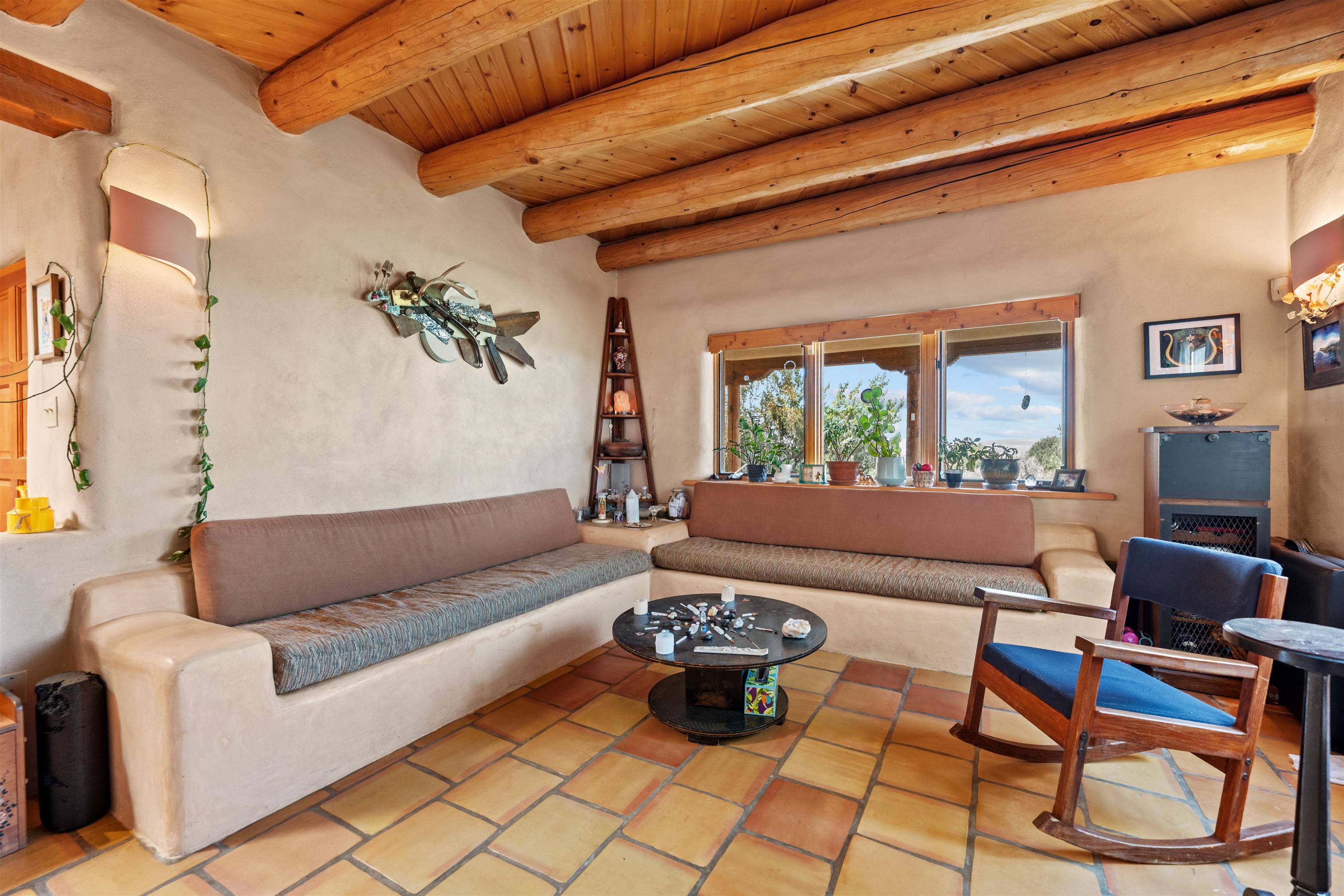 Taos, New Mexico 87571, United States, 4 Bedrooms Bedrooms, ,3 BathroomsBathrooms,Residential,Active,227900