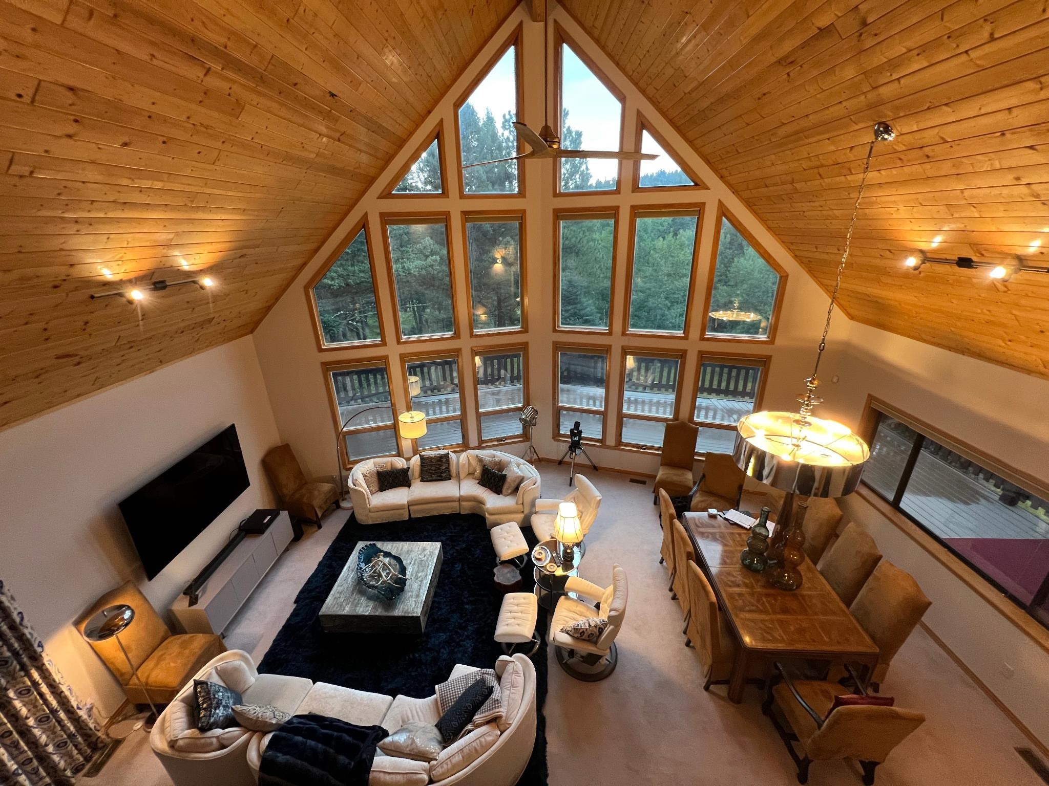 12 San Mateo Circle