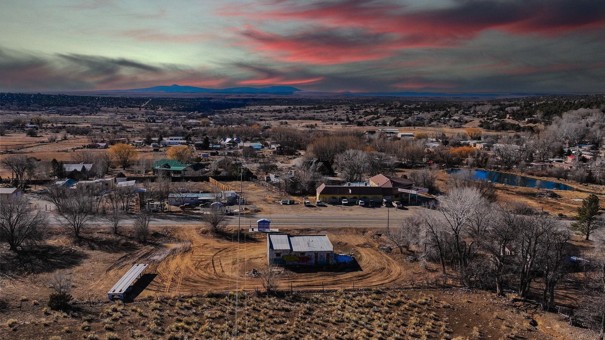 1 Plus Acres Off Highway 522, Arroyo Hondo, New Mexico image 37