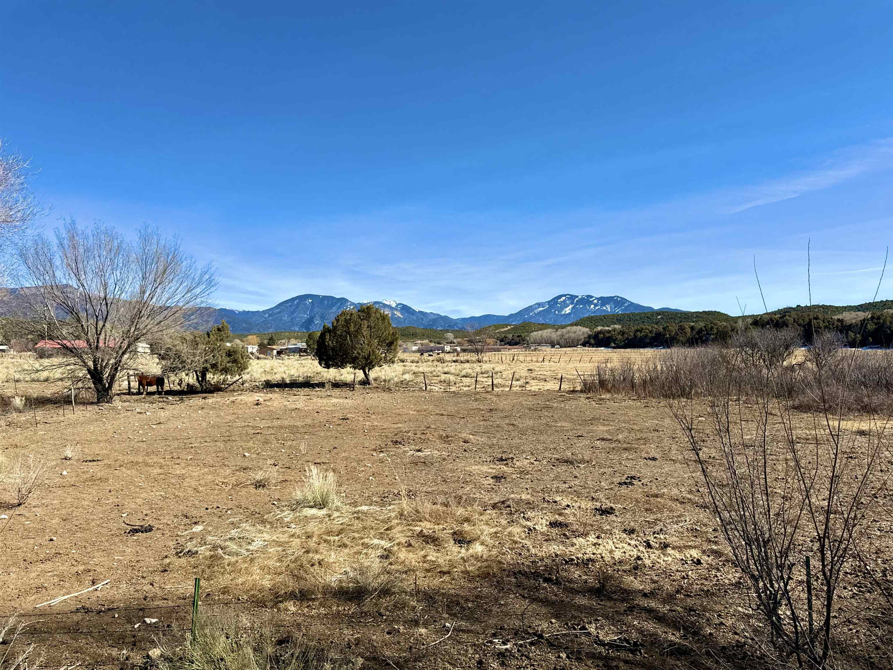 1 Plus Acres Off Highway 522, Arroyo Hondo, New Mexico image 28