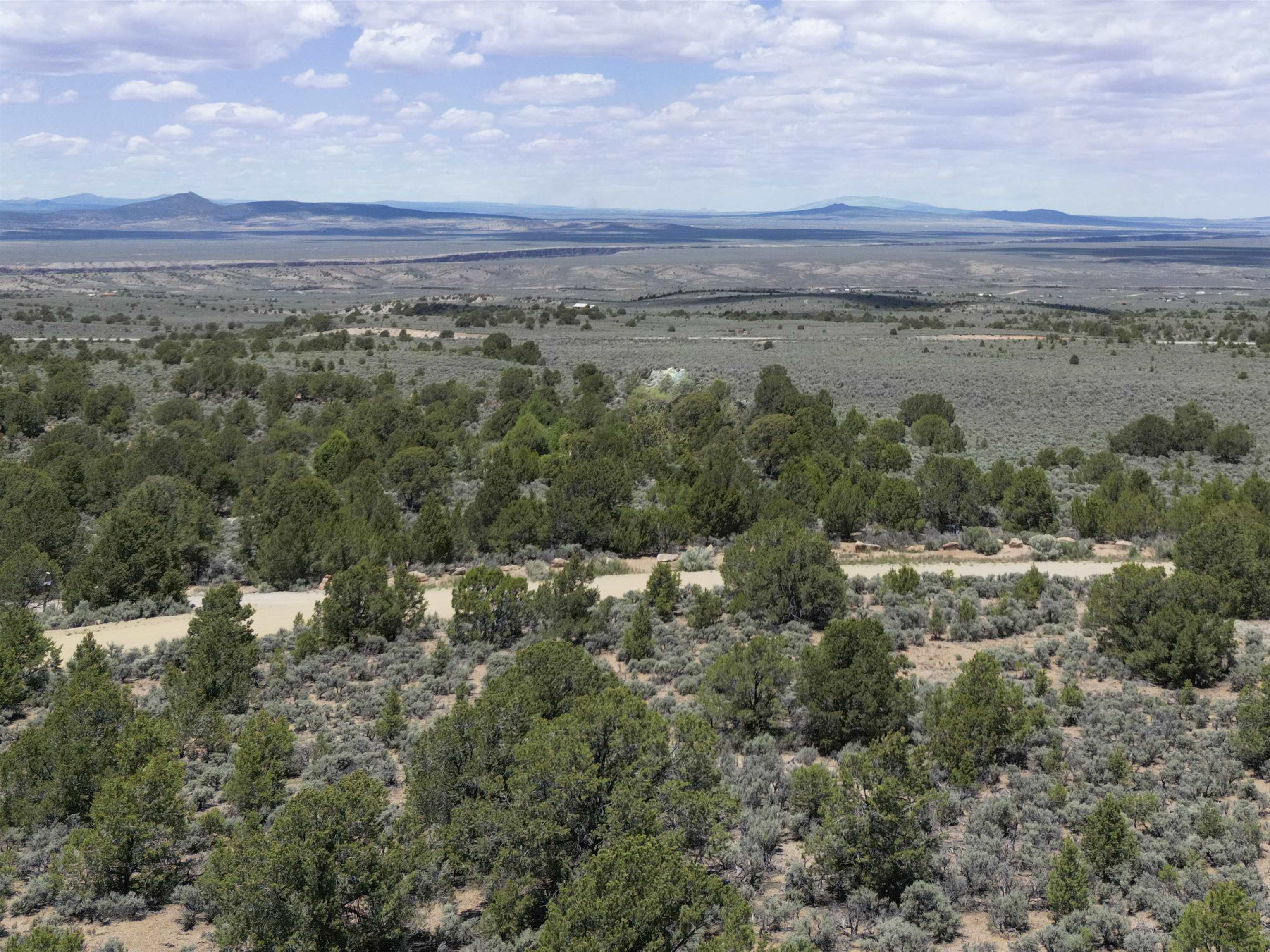 Lot 9 Calle Altimira, Ranchos de Taos, New Mexico image 4