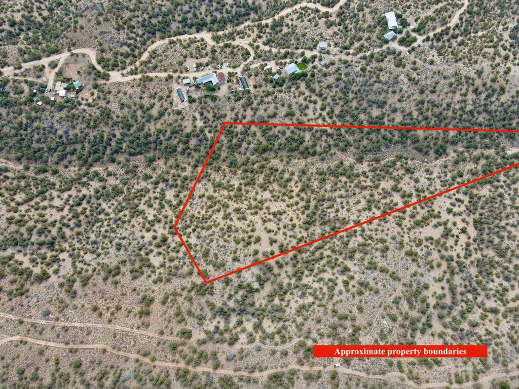 Photo of Tract 5 Trementina Trail, Arroyo Hondo, NM 87513 (MLS # 113846)