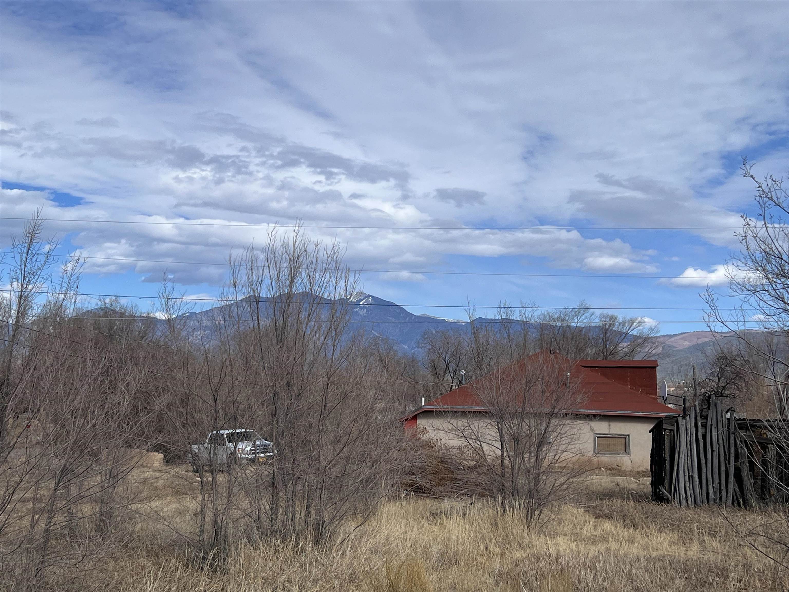 28 Hilltop Road, Ranchos de Taos, New Mexico image 5