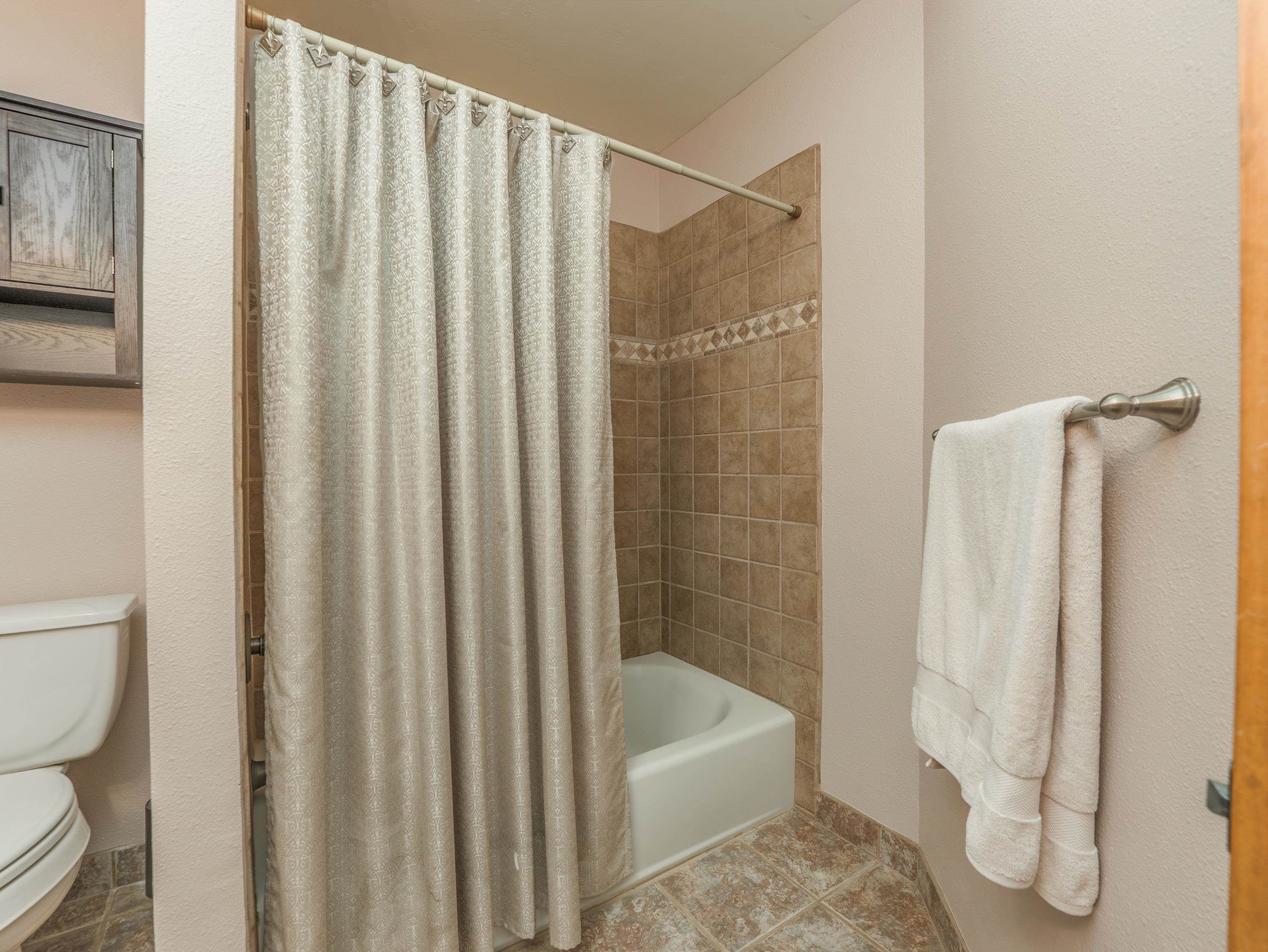 Angel Fire, New Mexico 87710, United States, 2 Bedrooms Bedrooms, ,2 BathroomsBathrooms,Residential,Active,158646