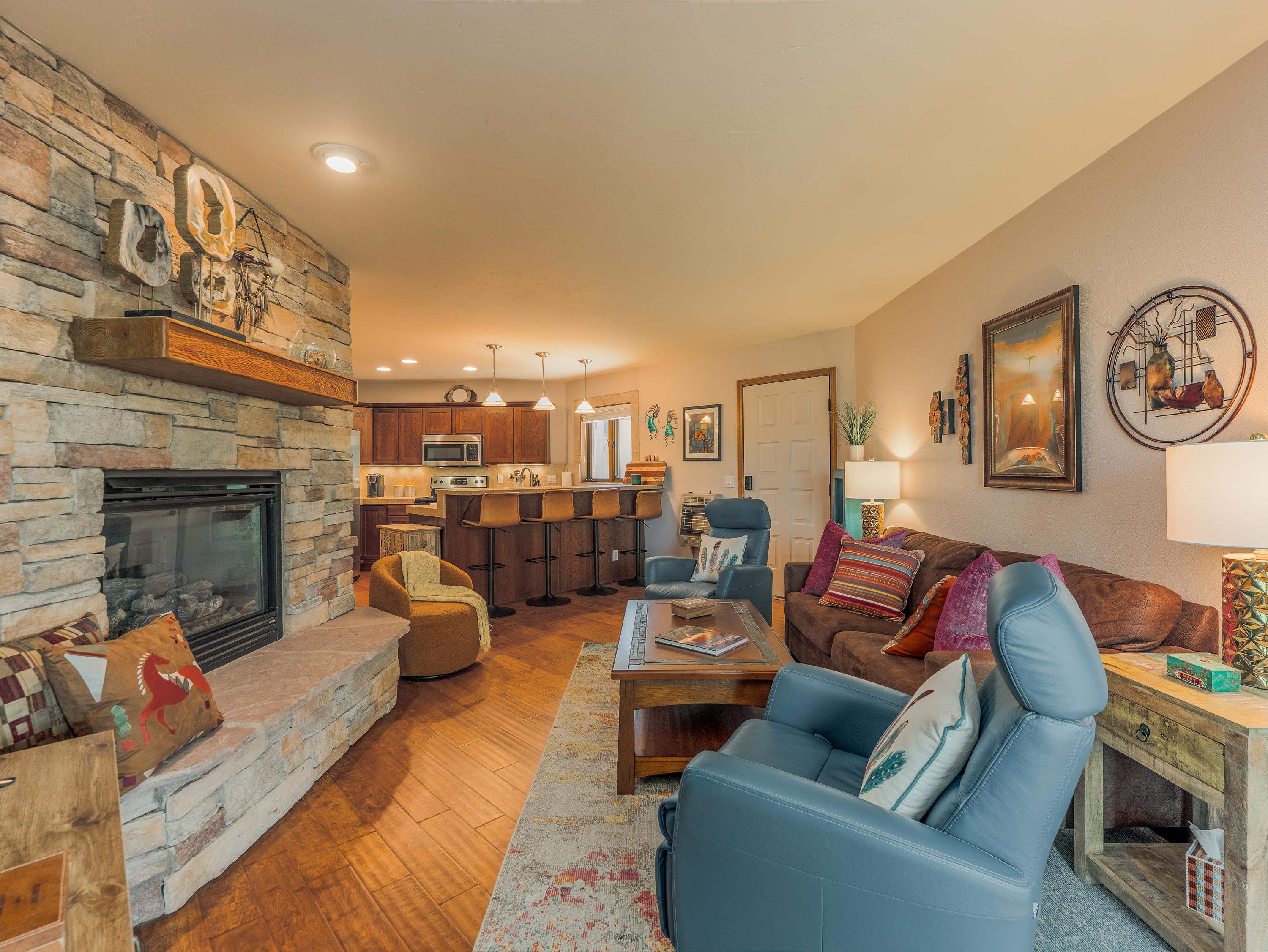 Angel Fire, New Mexico 87710, United States, 2 Bedrooms Bedrooms, ,2 BathroomsBathrooms,Residential,Active,158646