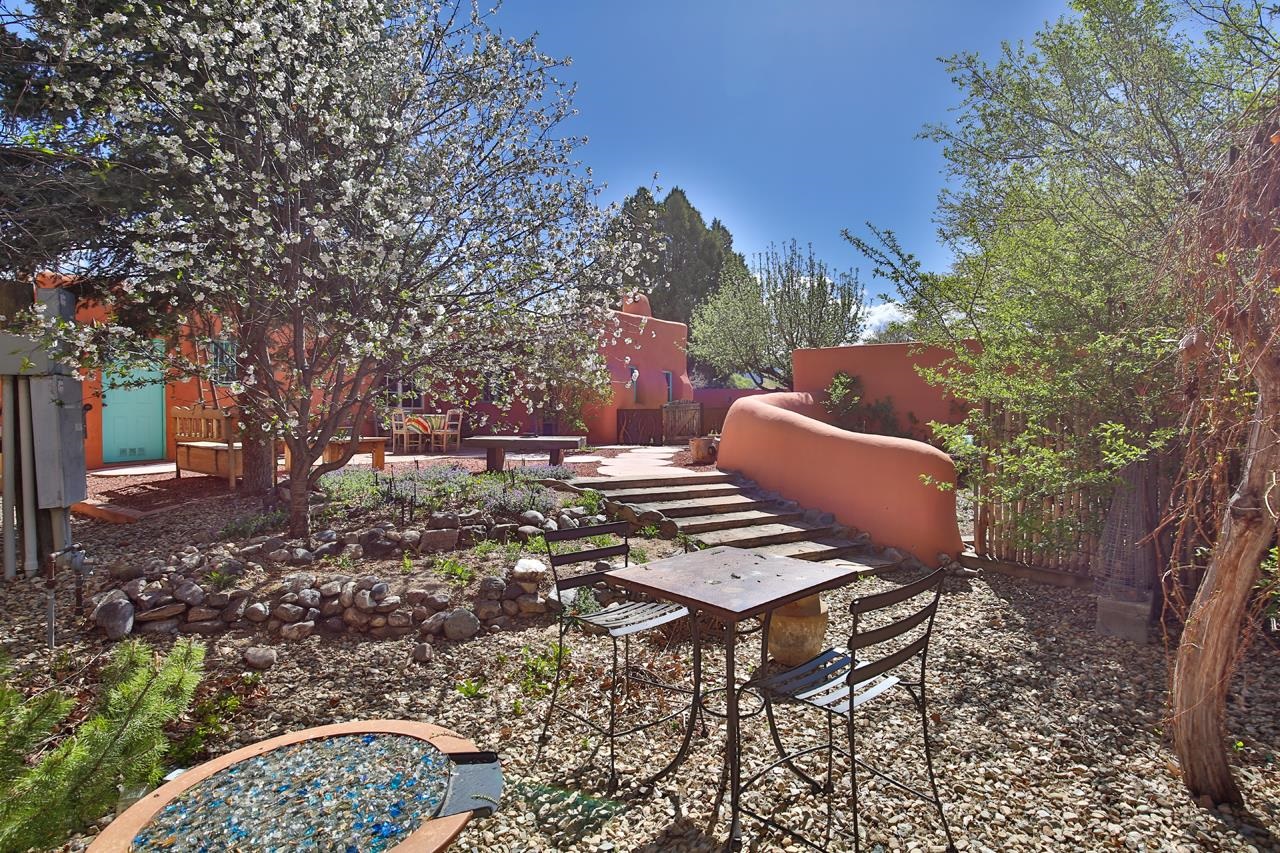 116 La Loma Plaza, Taos, New Mexico image 47