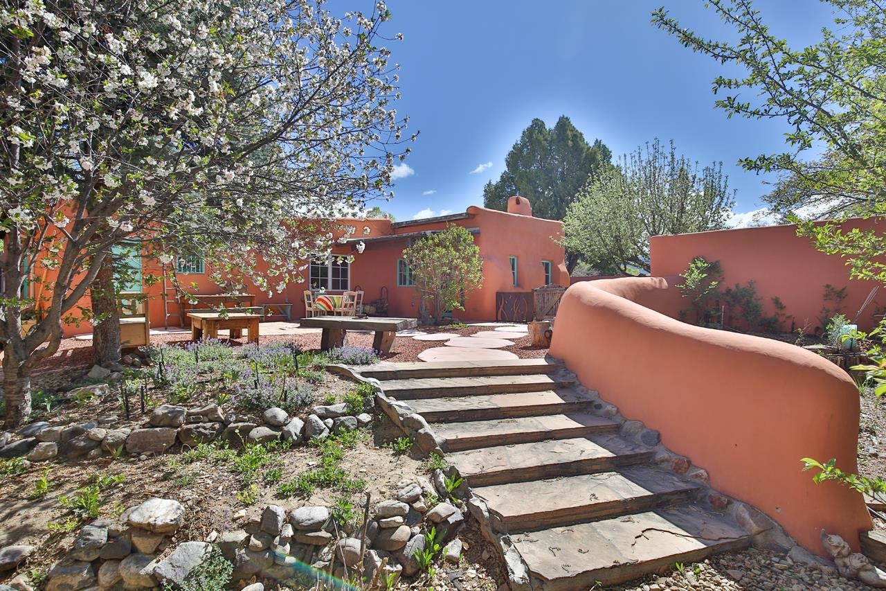116 La Loma Plaza, Taos, New Mexico image 24