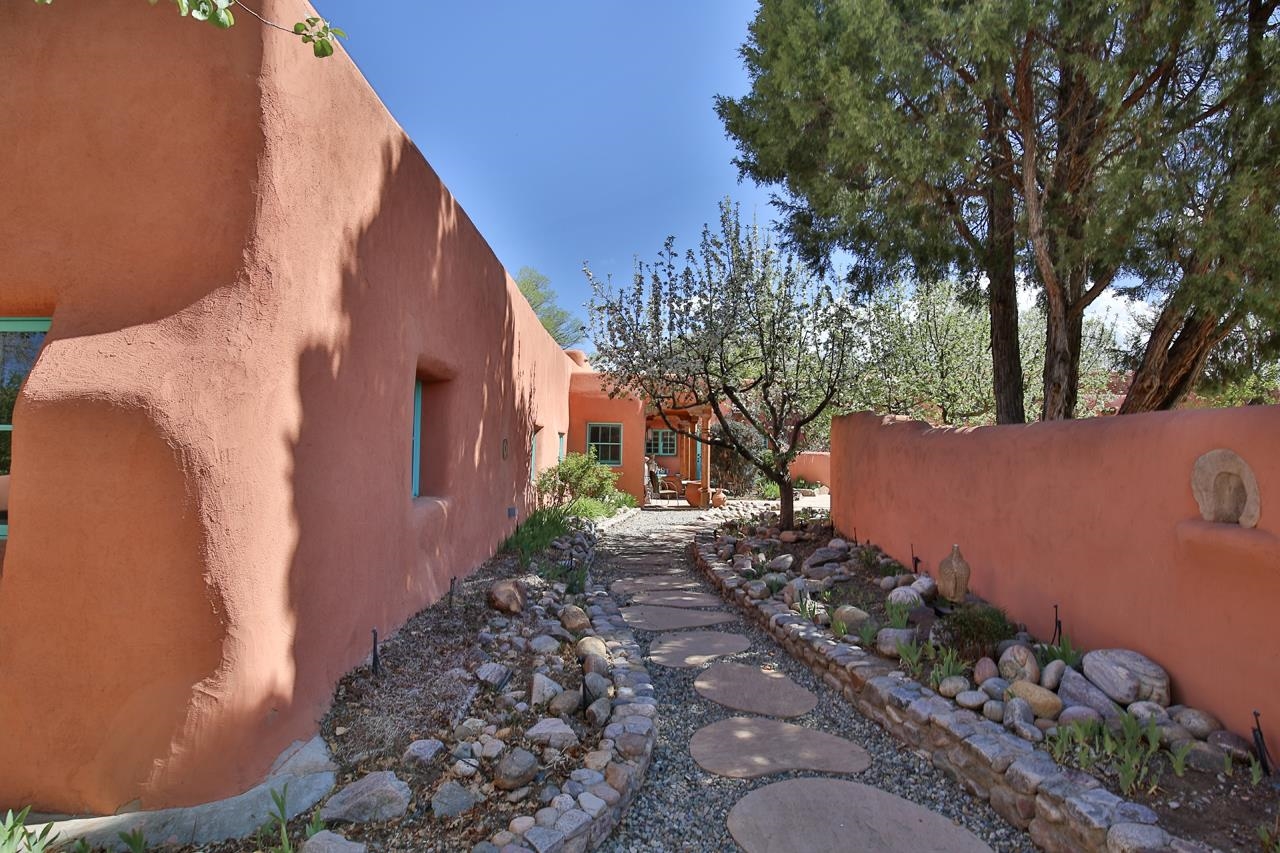 116 La Loma Plaza, Taos, New Mexico image 49