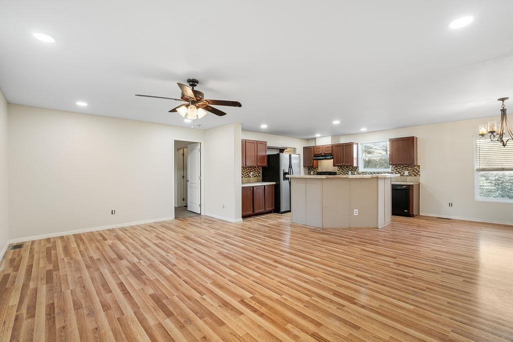 16 Abra Rd Questa NM 87556