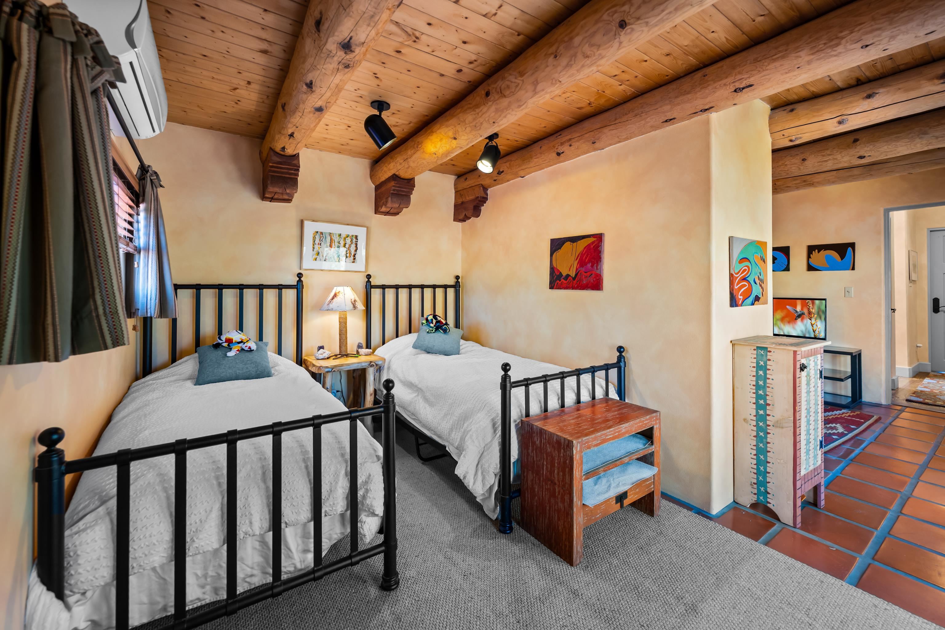 Taos, New Mexico 87571, United States, 3 Bedrooms Bedrooms, ,3 BathroomsBathrooms,Residential,Active,232448