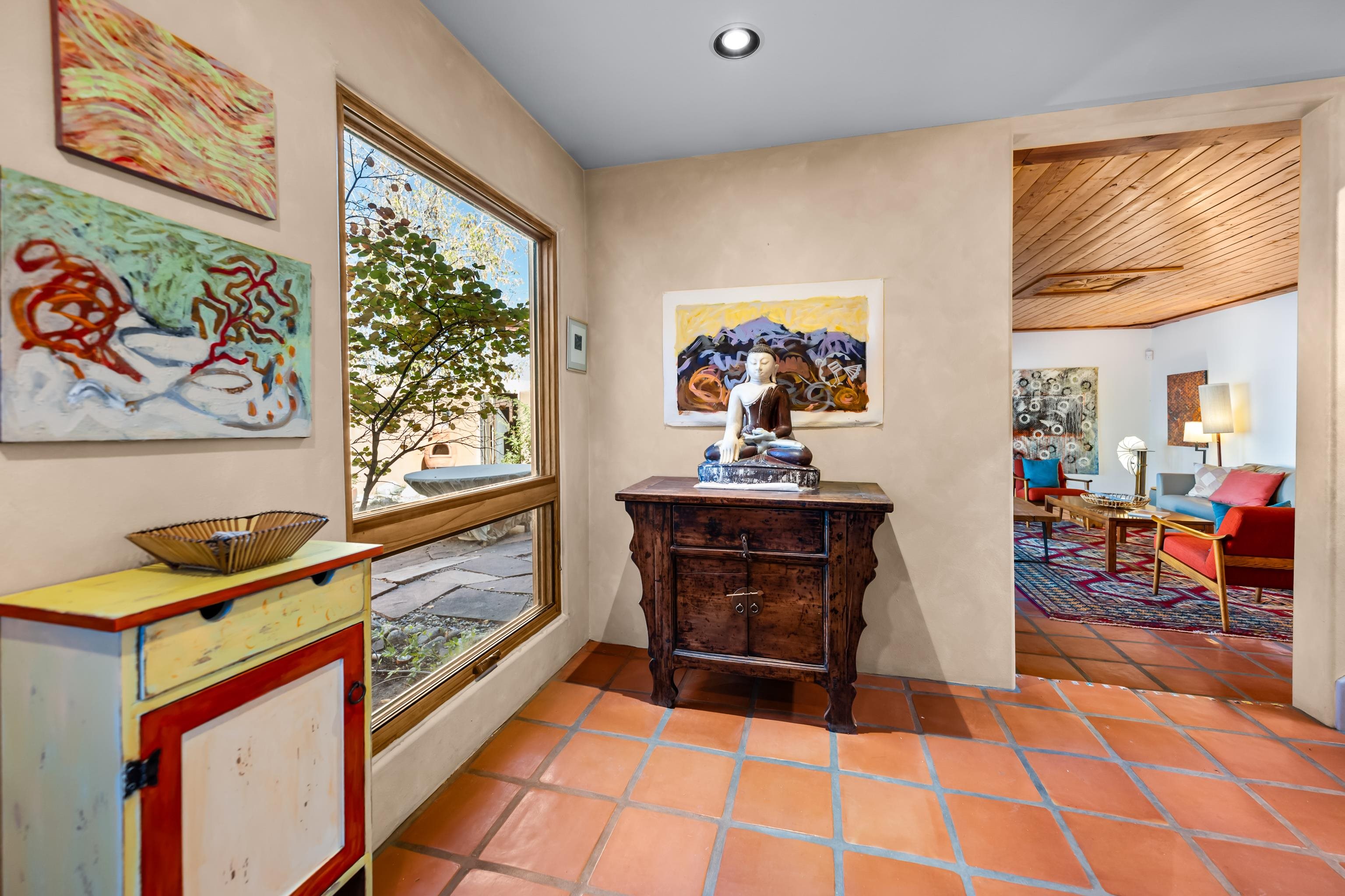 Taos, New Mexico 87571, United States, 3 Bedrooms Bedrooms, ,3 BathroomsBathrooms,Residential,Active,232448