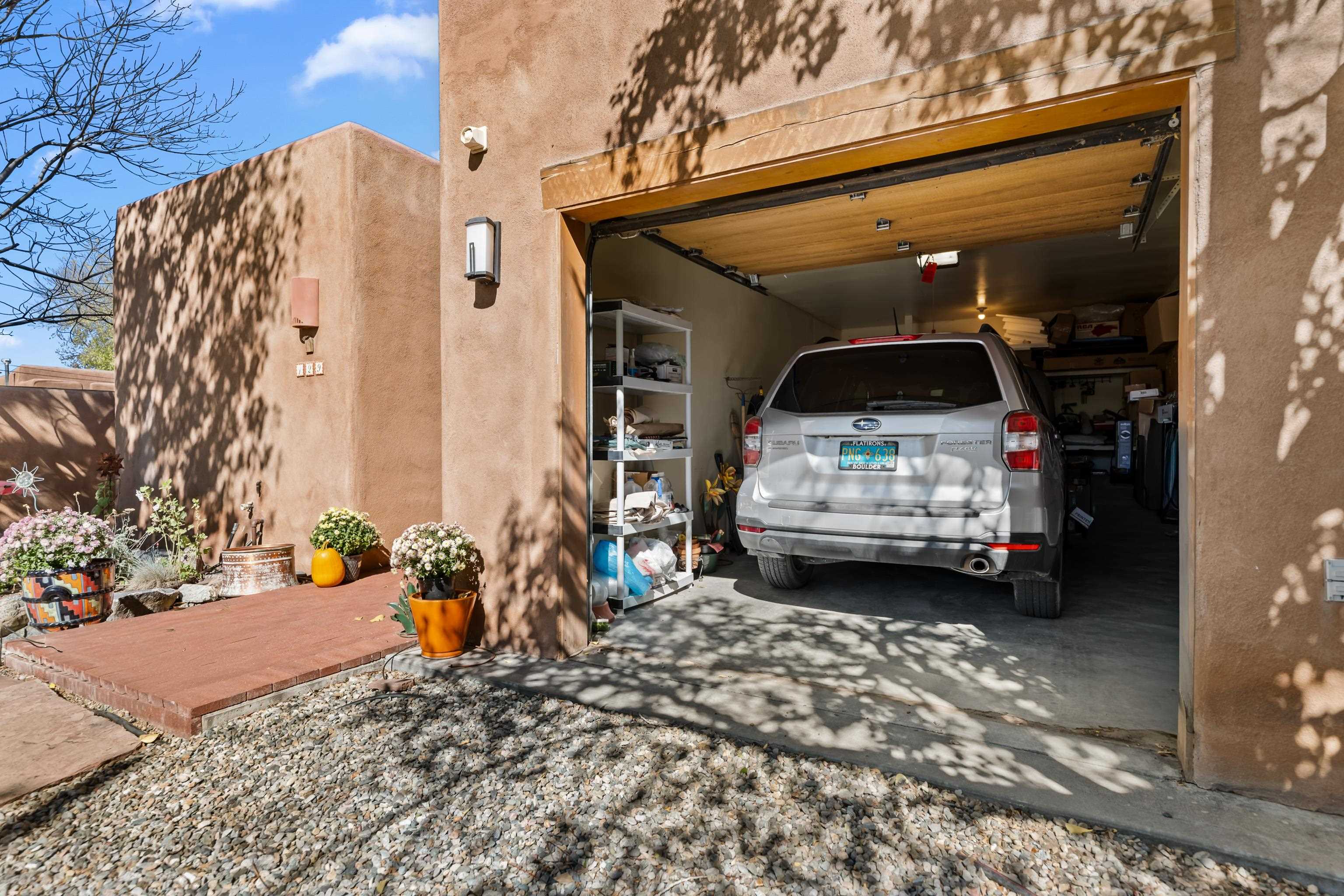 Taos, New Mexico 87571, United States, 3 Bedrooms Bedrooms, ,3 BathroomsBathrooms,Residential,Active,232448