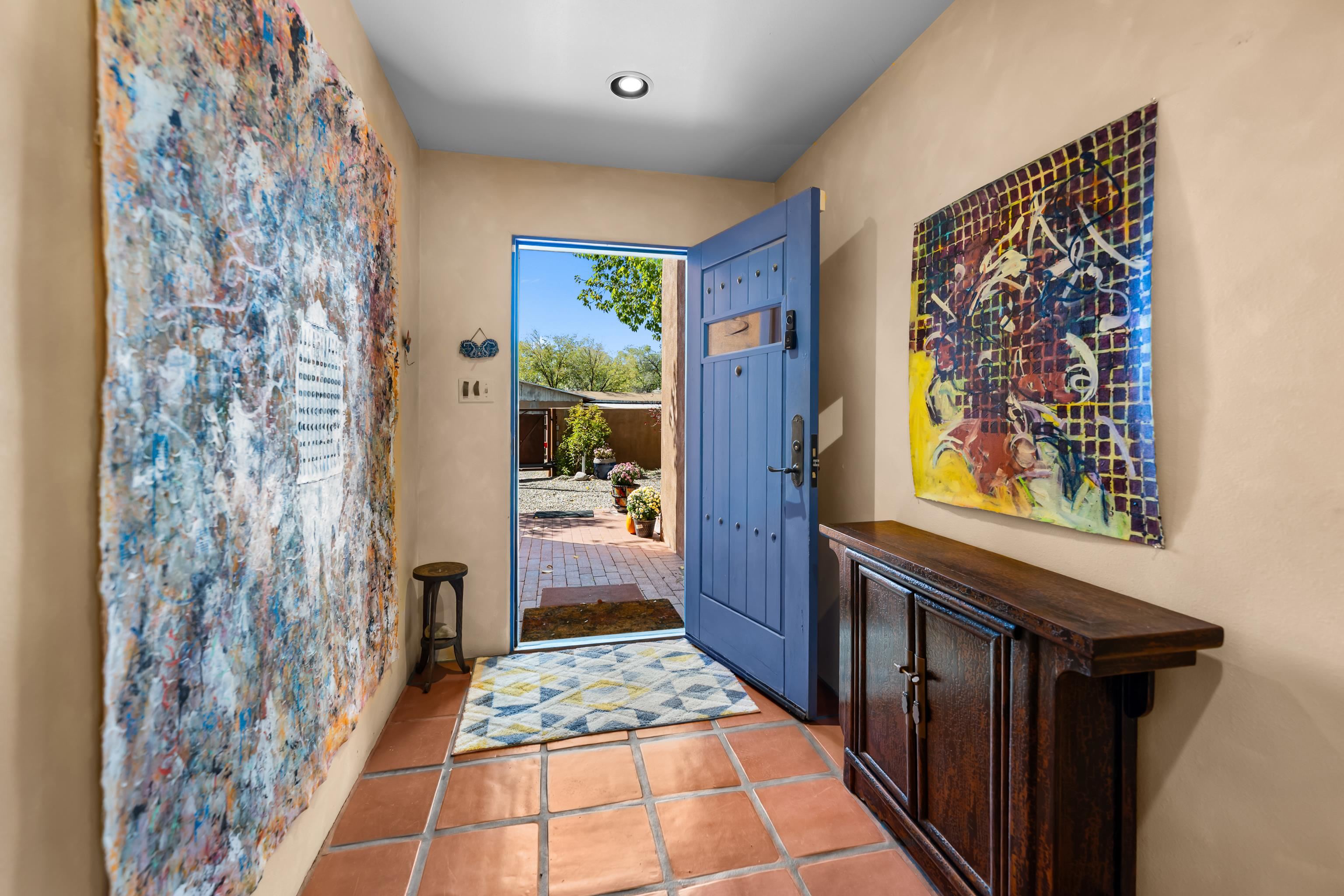 Taos, New Mexico 87571, United States, 3 Bedrooms Bedrooms, ,3 BathroomsBathrooms,Residential,Active,232448