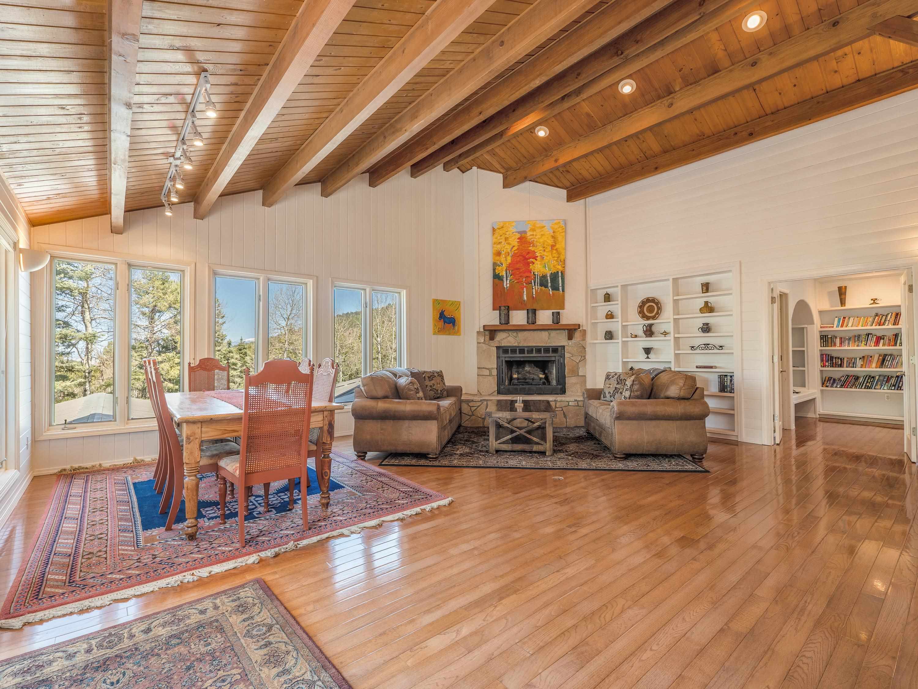 Angel Fire, New Mexico 87710, United States, 4 Bedrooms Bedrooms, ,4 BathroomsBathrooms,Residential,Active,158555