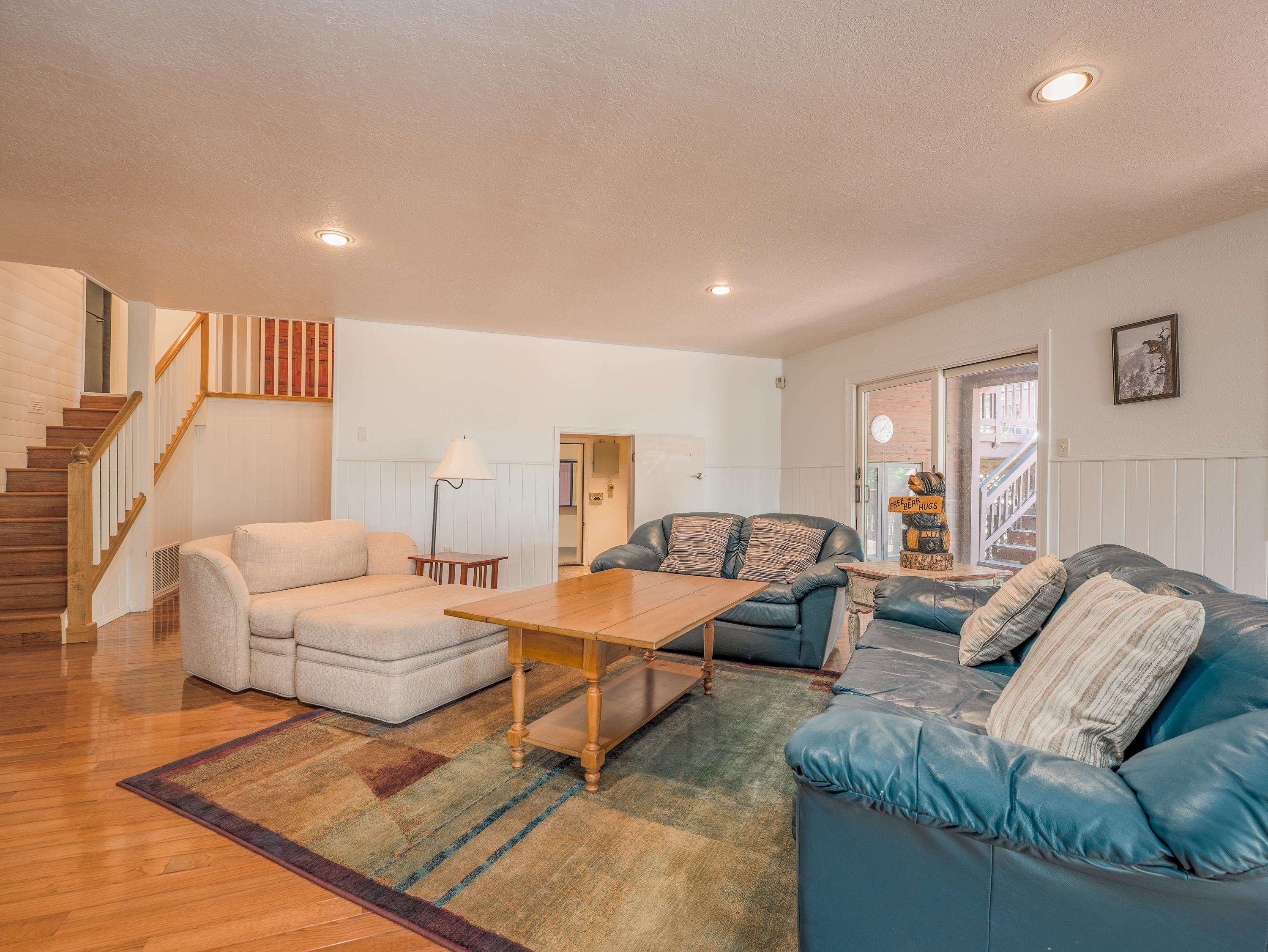 Angel Fire, New Mexico 87710, United States, 4 Bedrooms Bedrooms, ,4 BathroomsBathrooms,Residential,Active,158555