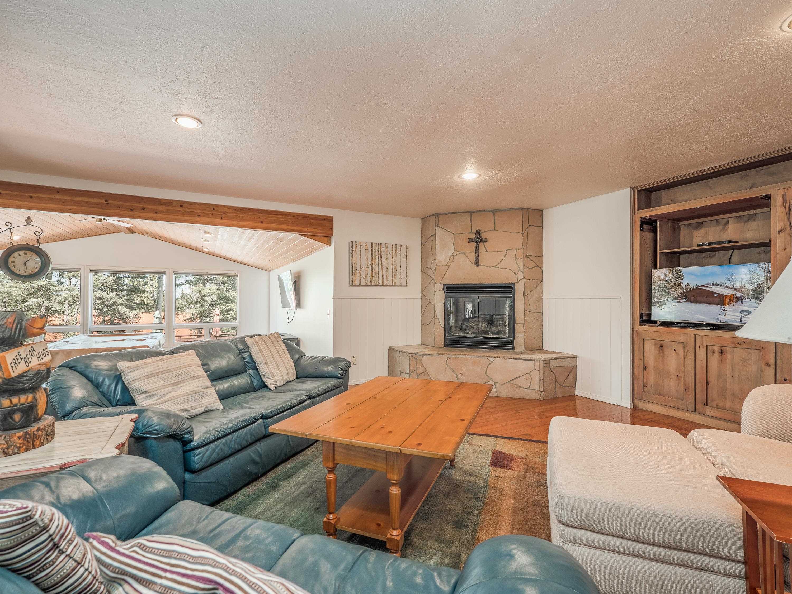 Angel Fire, New Mexico 87710, United States, 4 Bedrooms Bedrooms, ,4 BathroomsBathrooms,Residential,Active,158555