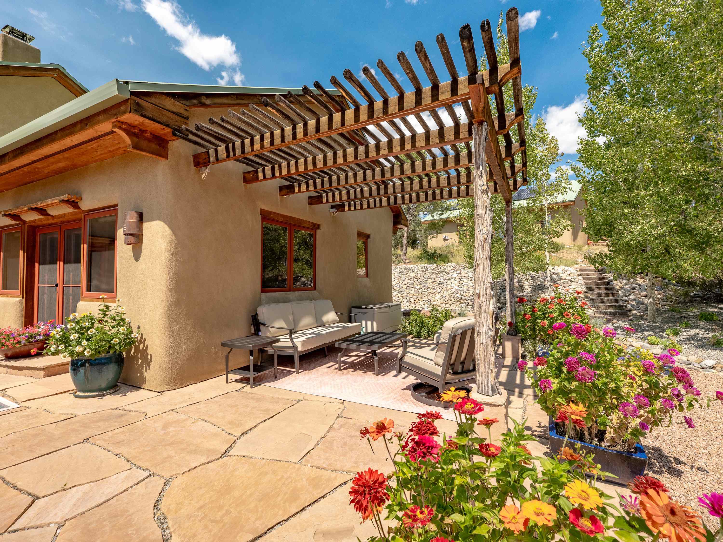 Valdez, New Mexico 87580, United States, 3 Bedrooms Bedrooms, ,2 BathroomsBathrooms,Residential,Active,208802