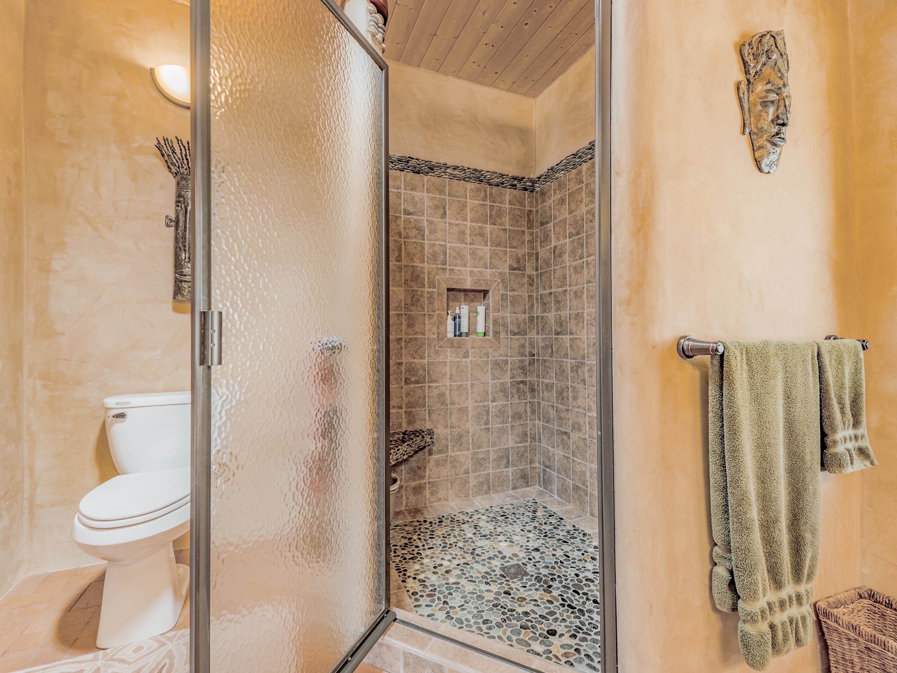 Valdez, New Mexico 87580, United States, 3 Bedrooms Bedrooms, ,2 BathroomsBathrooms,Residential,Active,208802