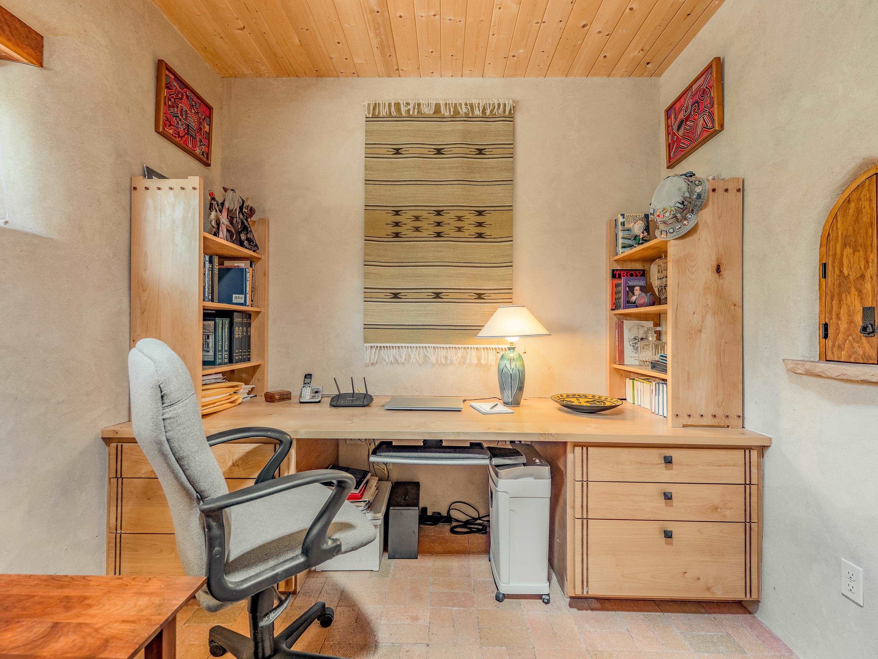 Valdez, New Mexico 87580, United States, 3 Bedrooms Bedrooms, ,2 BathroomsBathrooms,Residential,Active,208802