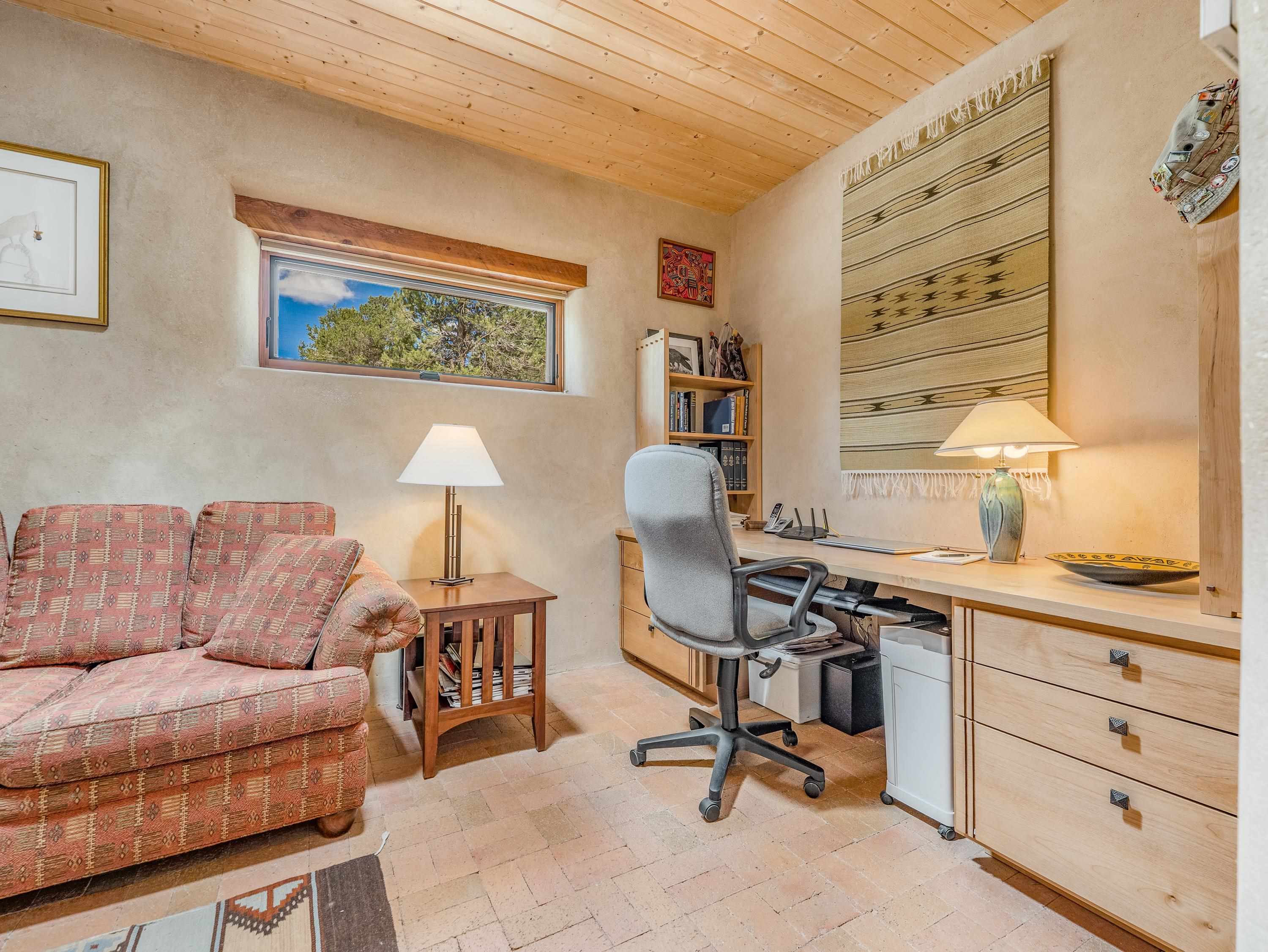 Valdez, New Mexico 87580, United States, 3 Bedrooms Bedrooms, ,2 BathroomsBathrooms,Residential,Active,208802