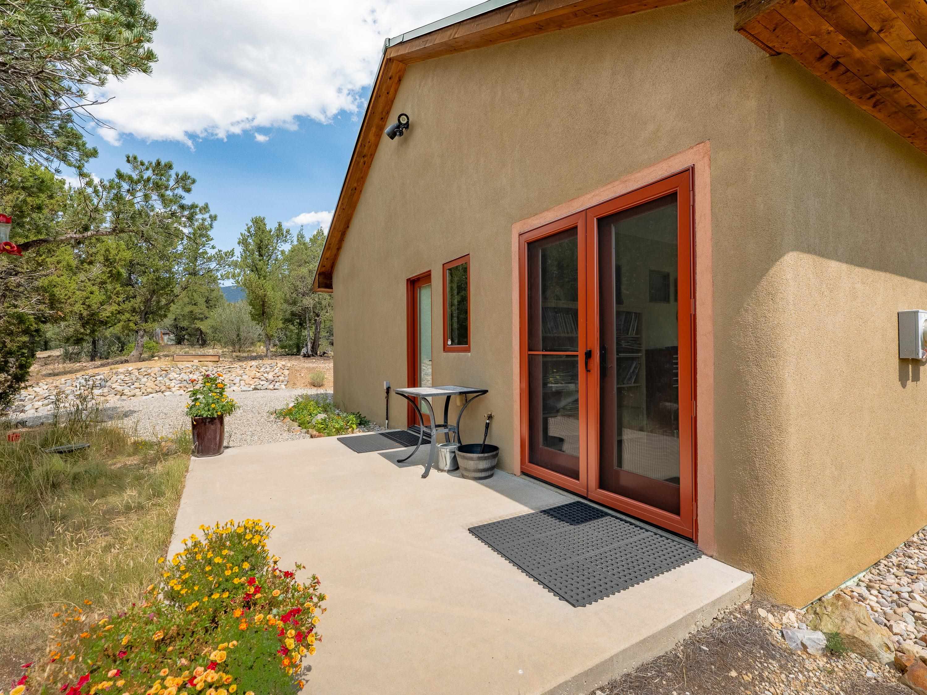 Valdez, New Mexico 87580, United States, 3 Bedrooms Bedrooms, ,2 BathroomsBathrooms,Residential,Active,208802