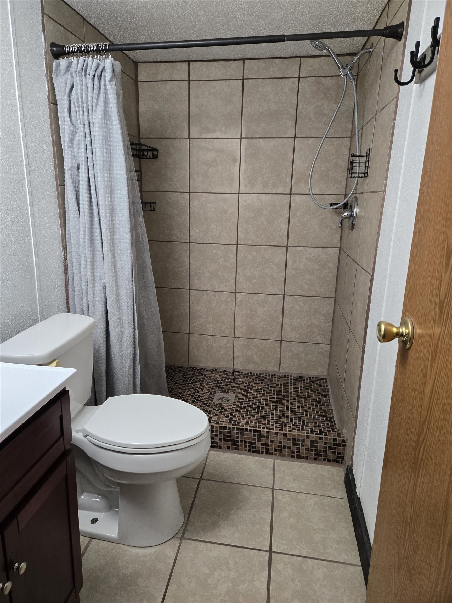 Ranchos De Taos, New Mexico 87557, United States, 3 Bedrooms Bedrooms, ,1 BathroomBathrooms,Residential,Active,235442