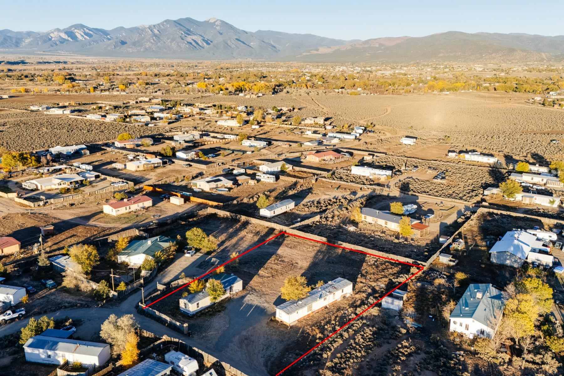 Ranchos De Taos, New Mexico 87557, United States, 3 Bedrooms Bedrooms, ,1 BathroomBathrooms,Residential,Active,235442