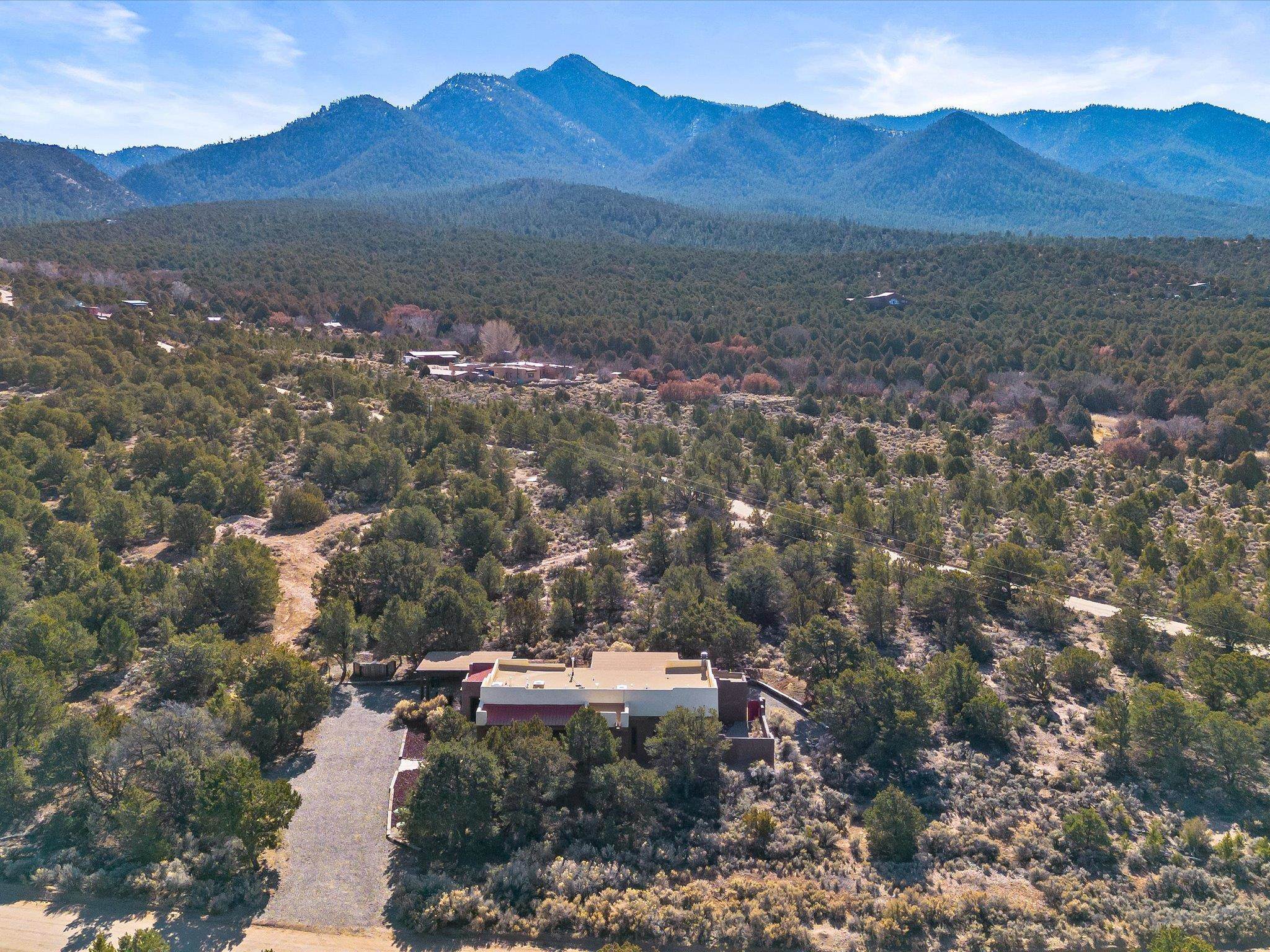 99 Stakeout Drive, Ranchos de Taos, New Mexico image 42