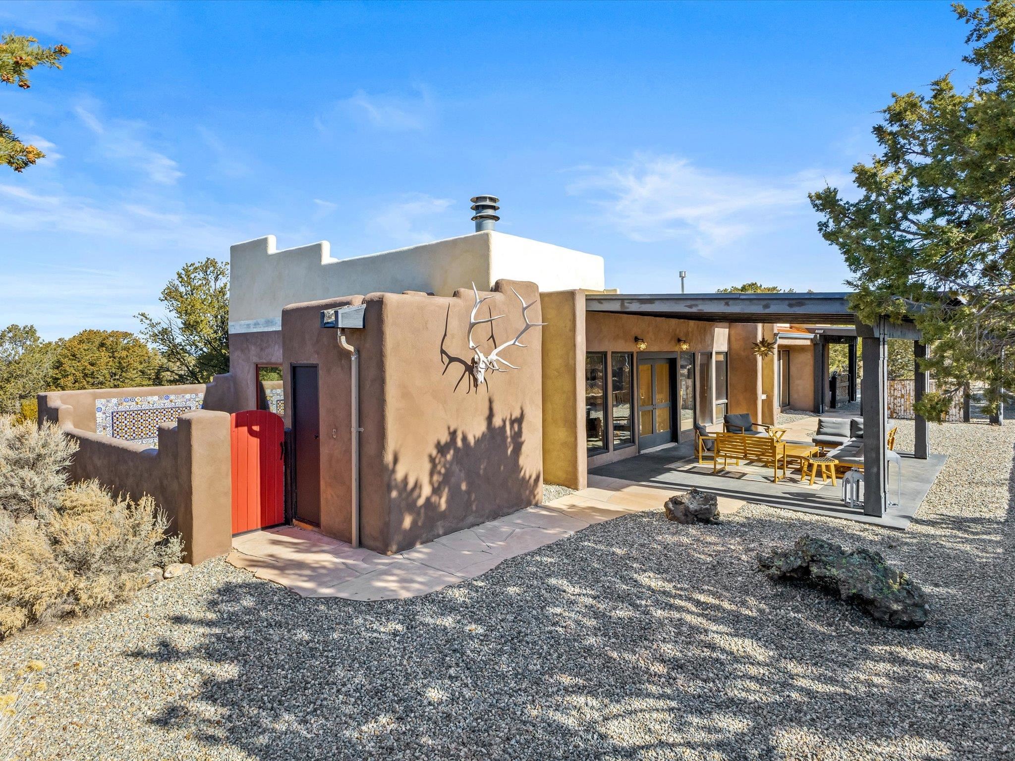 99 Stakeout Drive, Ranchos de Taos, New Mexico image 30