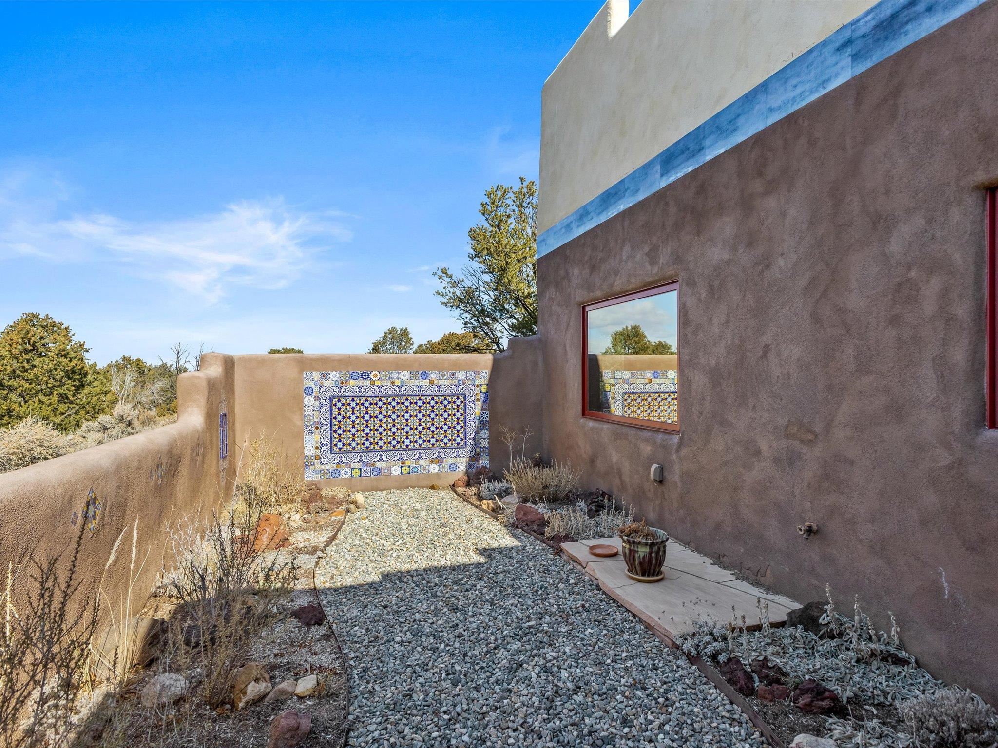 99 Stakeout Drive, Ranchos de Taos, New Mexico image 29