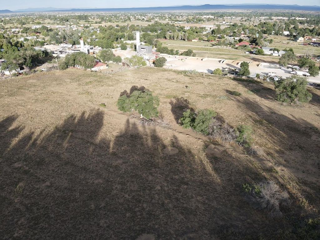 Photo of Camino Andalucia, Taos, NM 87571 (MLS # 113851)