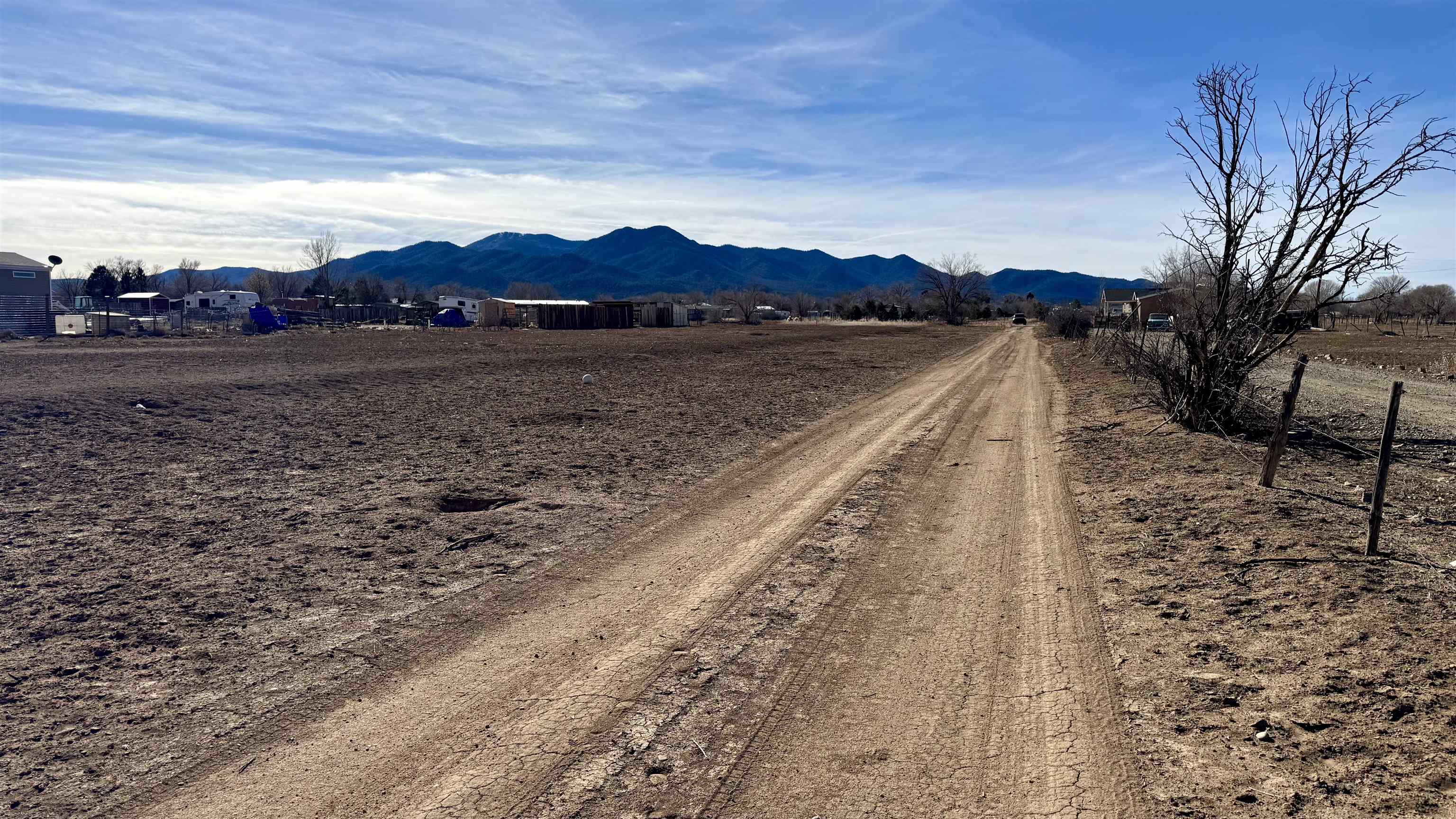 Tbd Off Of Cuchilla, Ranchos de Taos, New Mexico image 4