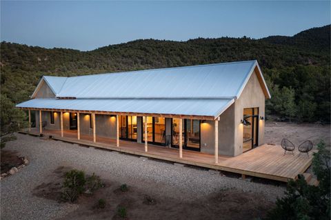 7018 State Road 518 Ranchos de Taos NM 87557