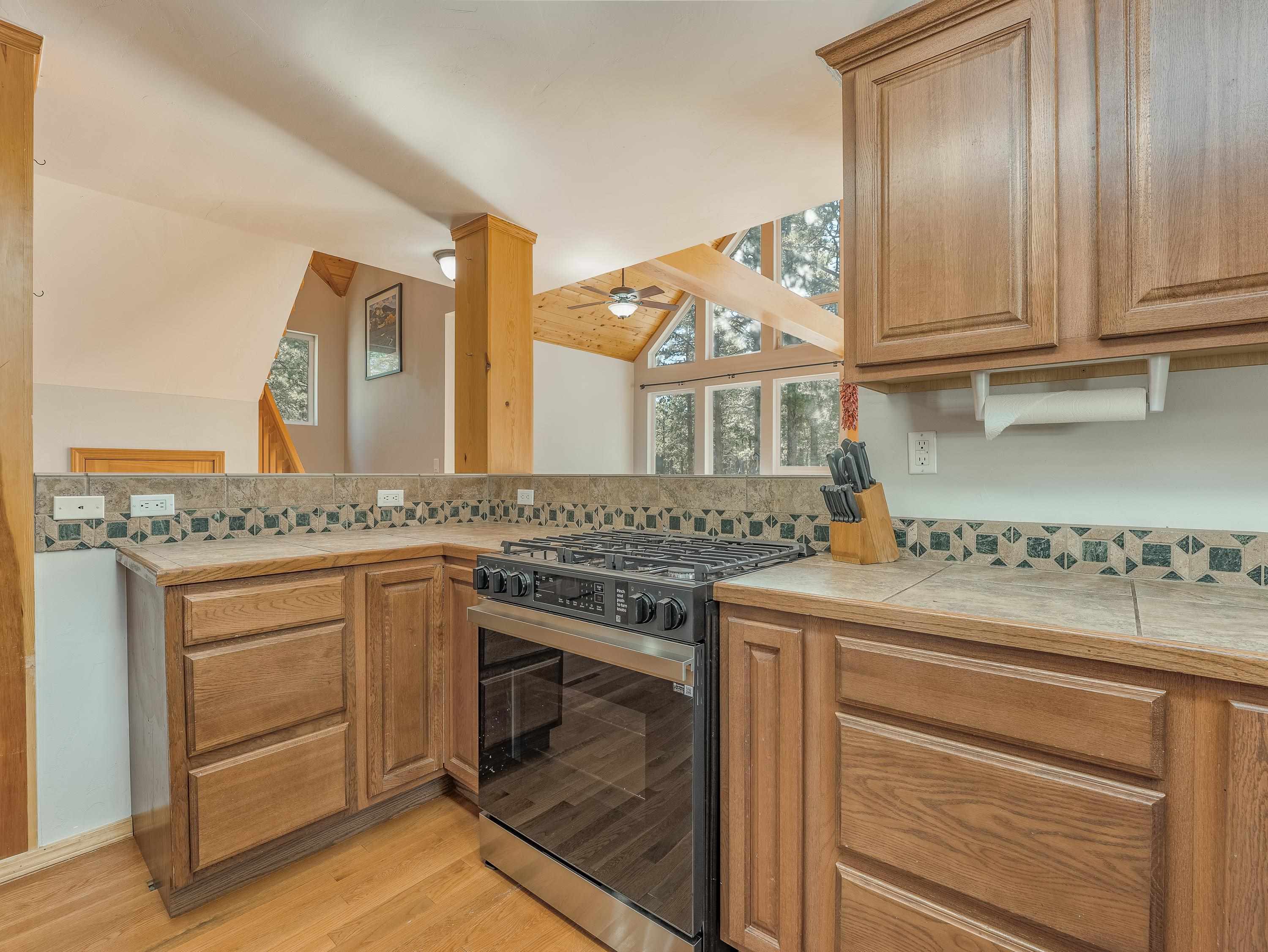 Angel Fire, New Mexico 87710, United States, 3 Bedrooms Bedrooms, ,2 BathroomsBathrooms,Residential,Active,233598