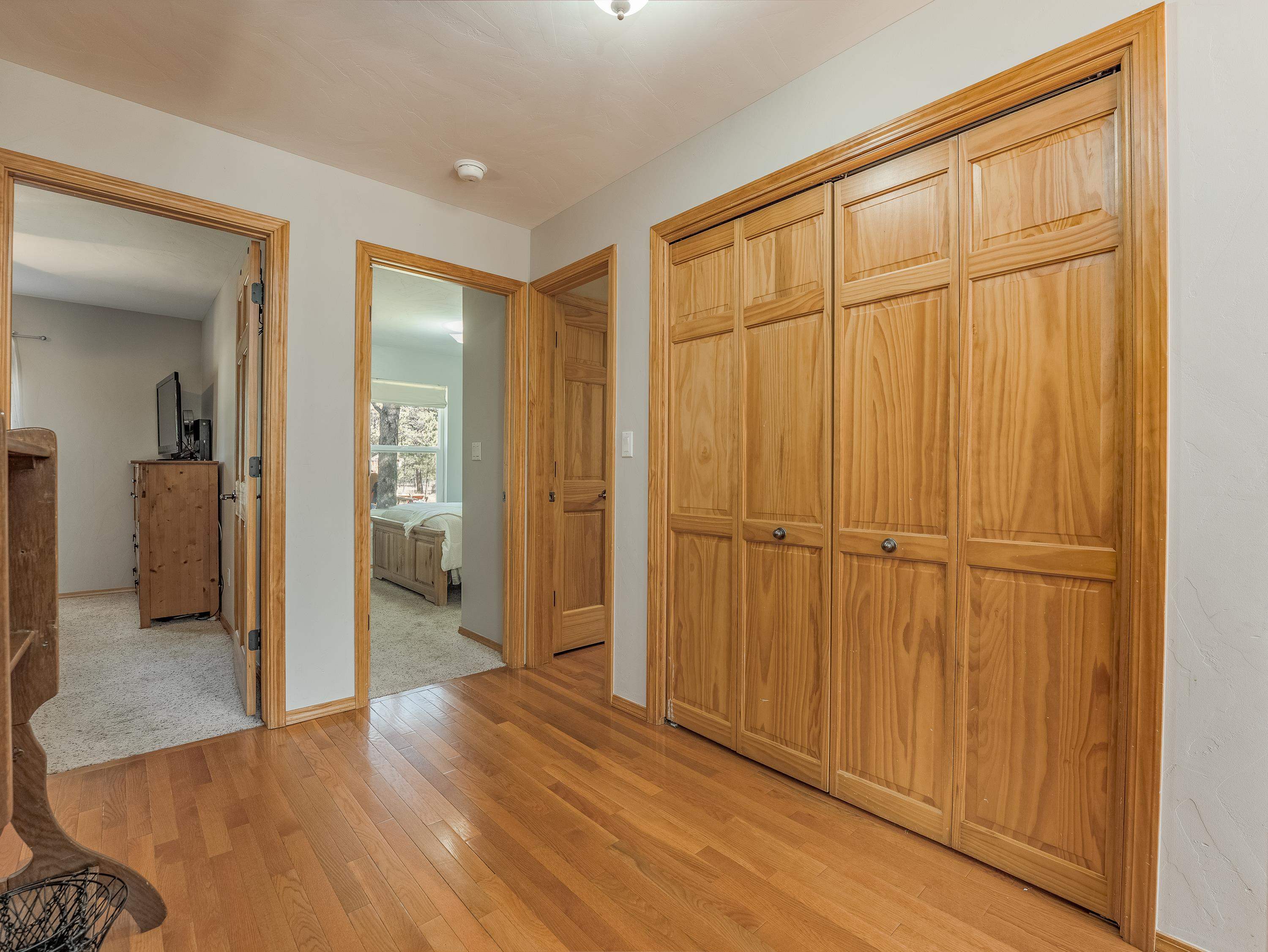 Angel Fire, New Mexico 87710, United States, 3 Bedrooms Bedrooms, ,2 BathroomsBathrooms,Residential,Active,233598