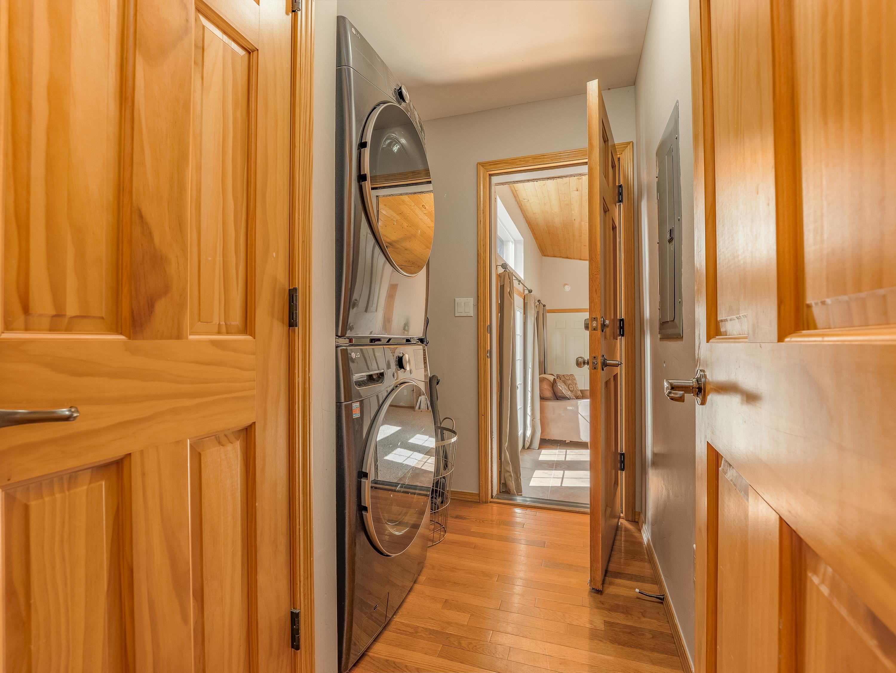 Angel Fire, New Mexico 87710, United States, 3 Bedrooms Bedrooms, ,2 BathroomsBathrooms,Residential,Active,233598