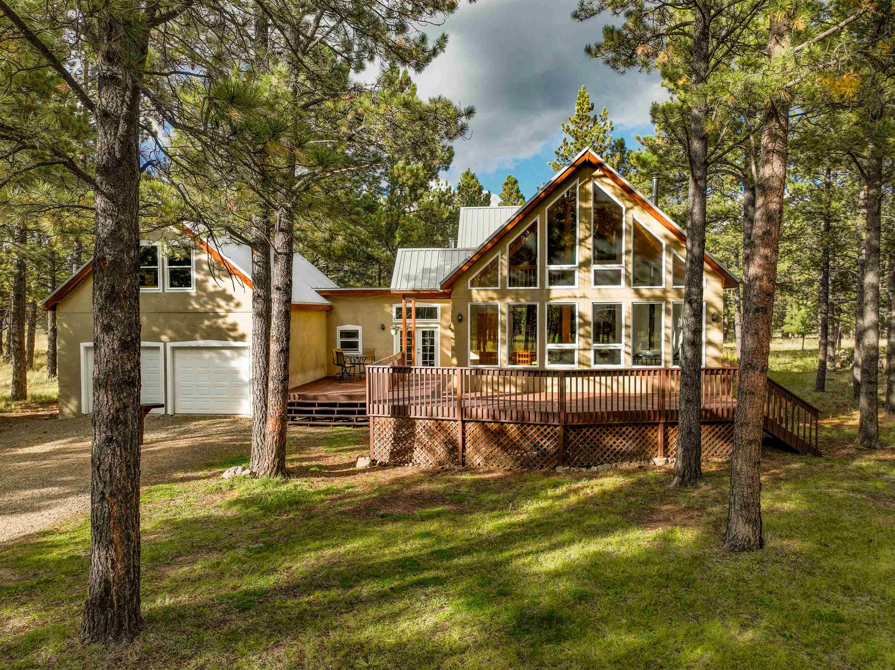 Angel Fire, New Mexico 87710, United States, 3 Bedrooms Bedrooms, ,2 BathroomsBathrooms,Residential,Active,233598