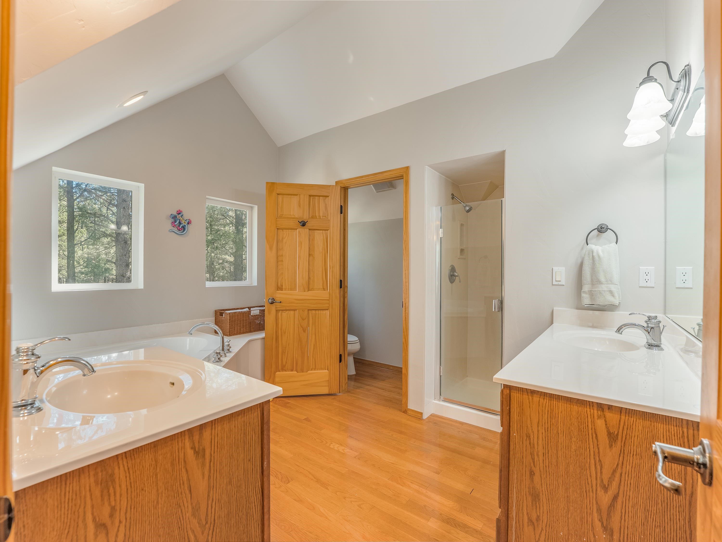 Angel Fire, New Mexico 87710, United States, 3 Bedrooms Bedrooms, ,2 BathroomsBathrooms,Residential,Active,233598