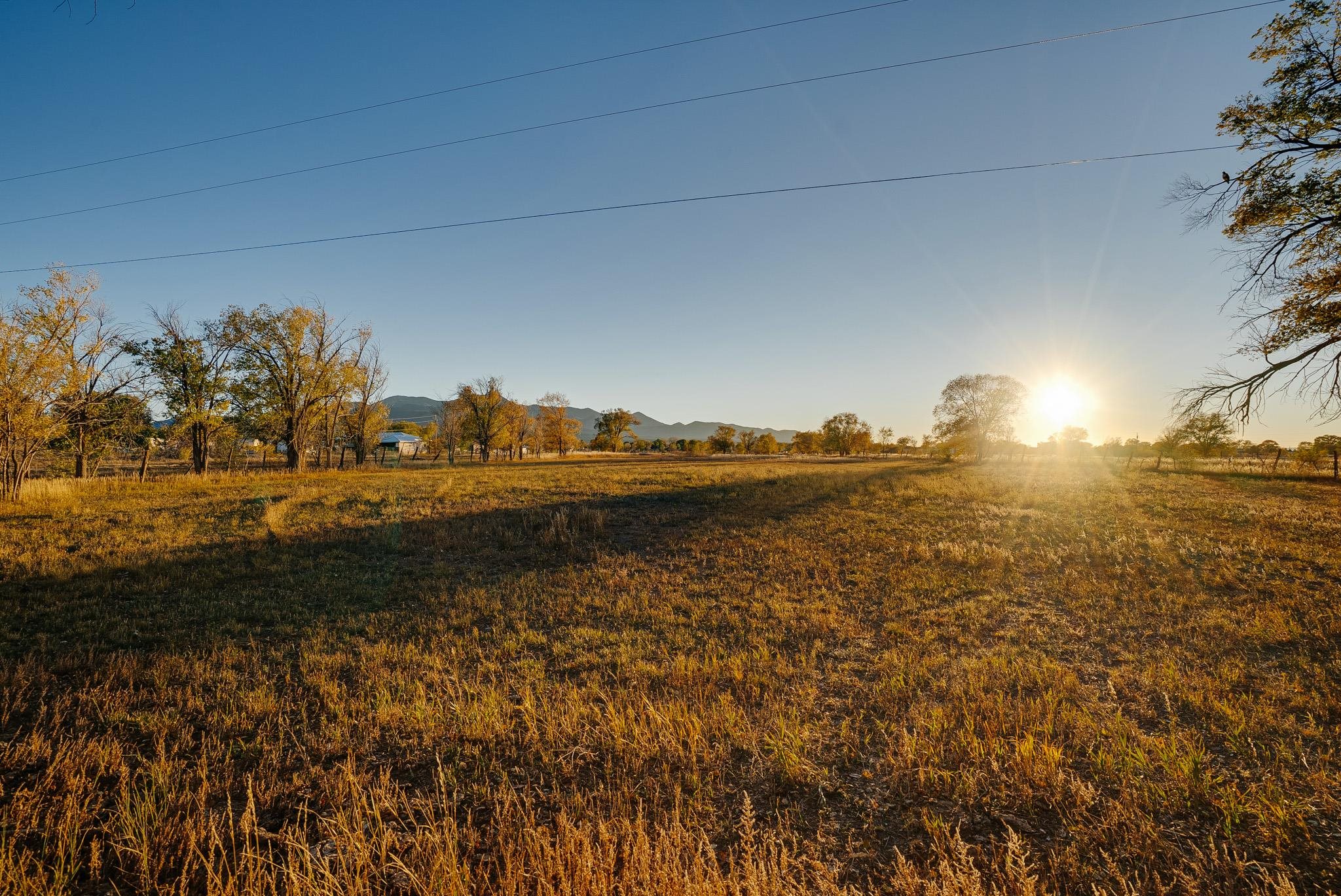 Ranchos De Taos, New Mexico 87557, United States, 2 Bedrooms Bedrooms, ,1 BathroomBathrooms,Residential,Active,236005