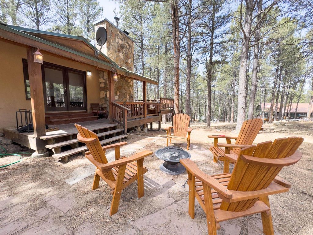Photo of 25 Broadmoor Way, Angel Fire, NM 87710 (MLS # 113014)
