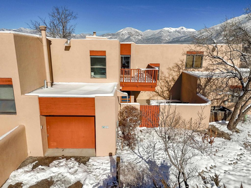 Photo of 10 Comanche Court B2 Ct #B-2, El Prado, NM 87529 (MLS # 114460)