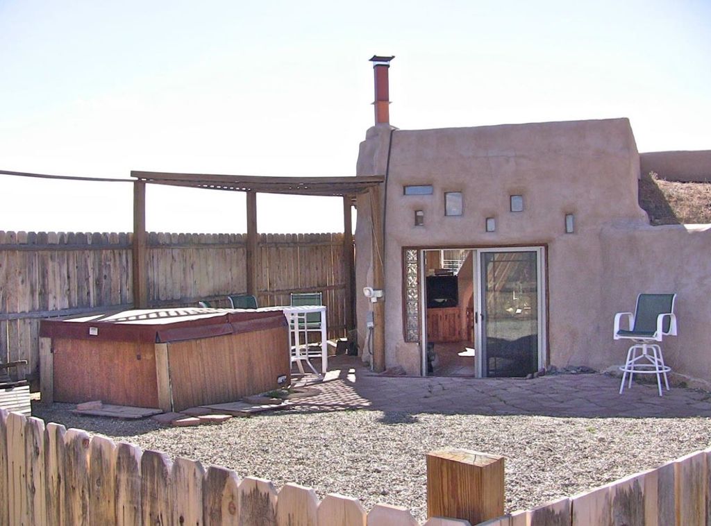 Photo of 241 Tune Drive, El Prado, NM 87529 (MLS # 114526)