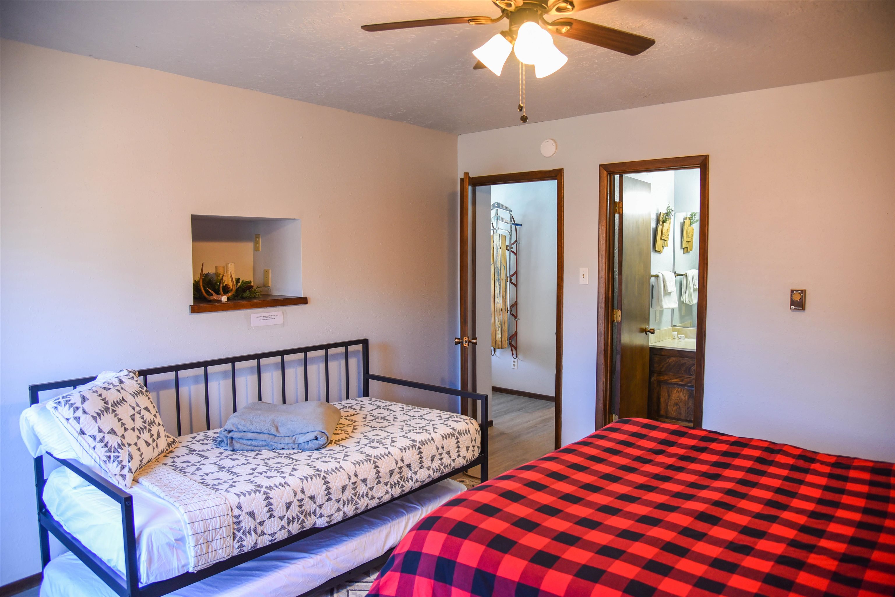 205 Caribel Trl #A  B, Red River, New Mexico image 20