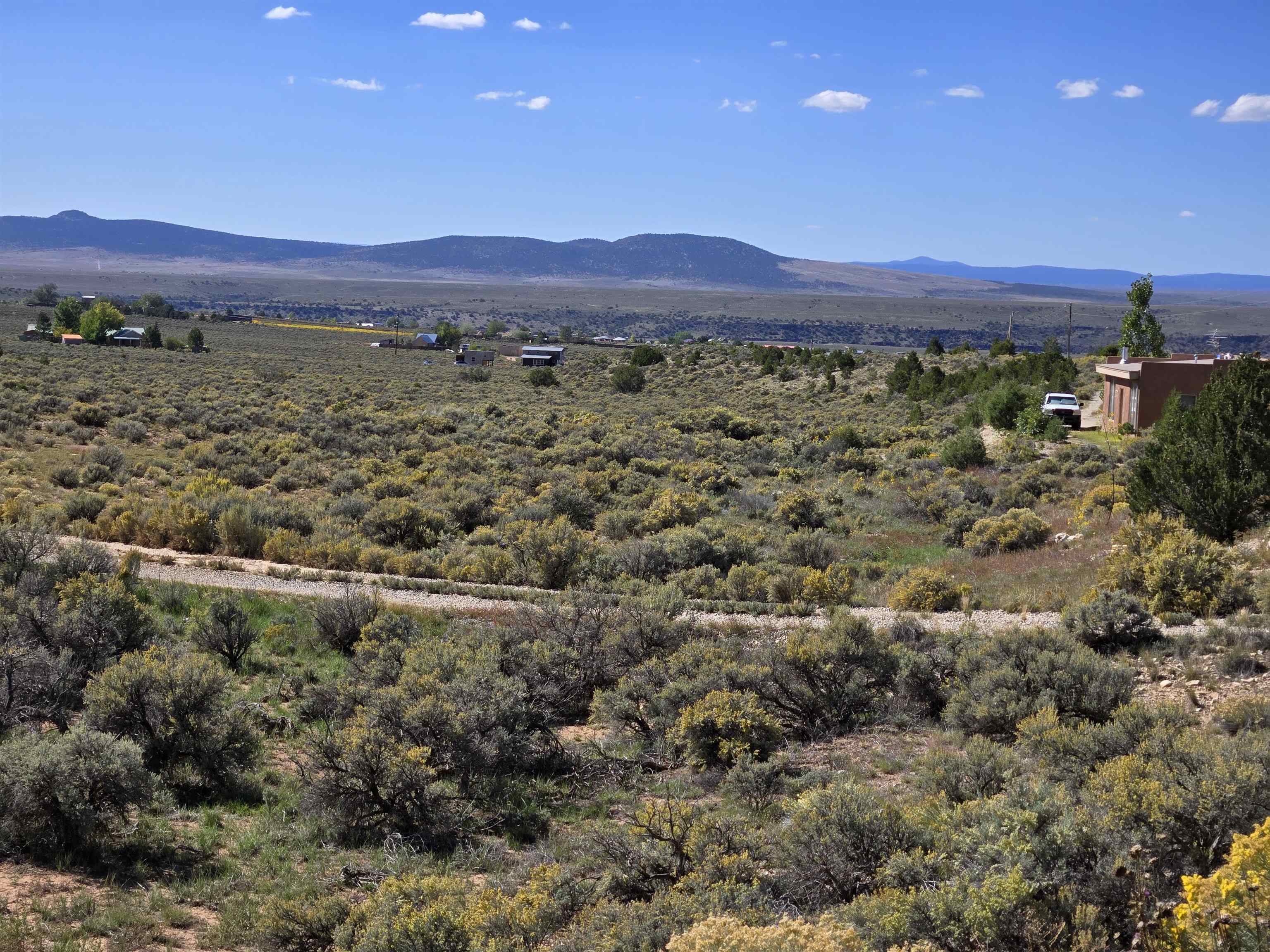 110 Los Rios Road, Arroyo Hondo, New Mexico image 31