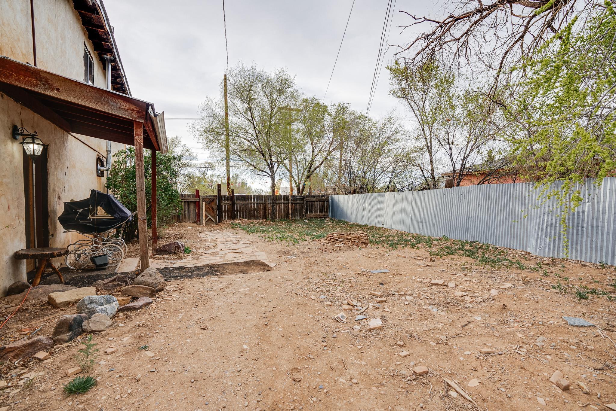 Ranchos De Taos, New Mexico 87557, United States, ,Commercial,Active,167978