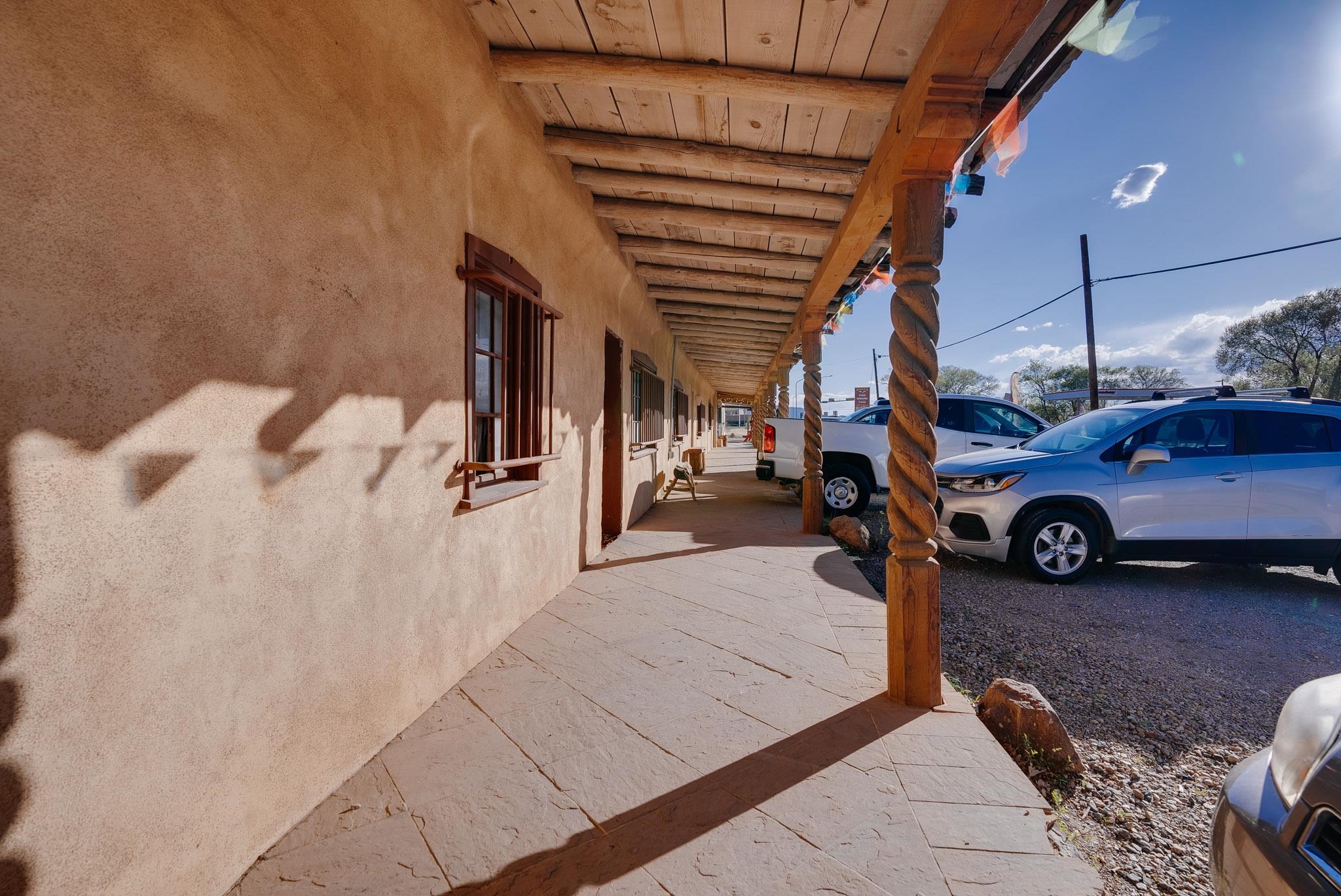 Ranchos De Taos, New Mexico 87557, United States, ,Commercial,Active,167978