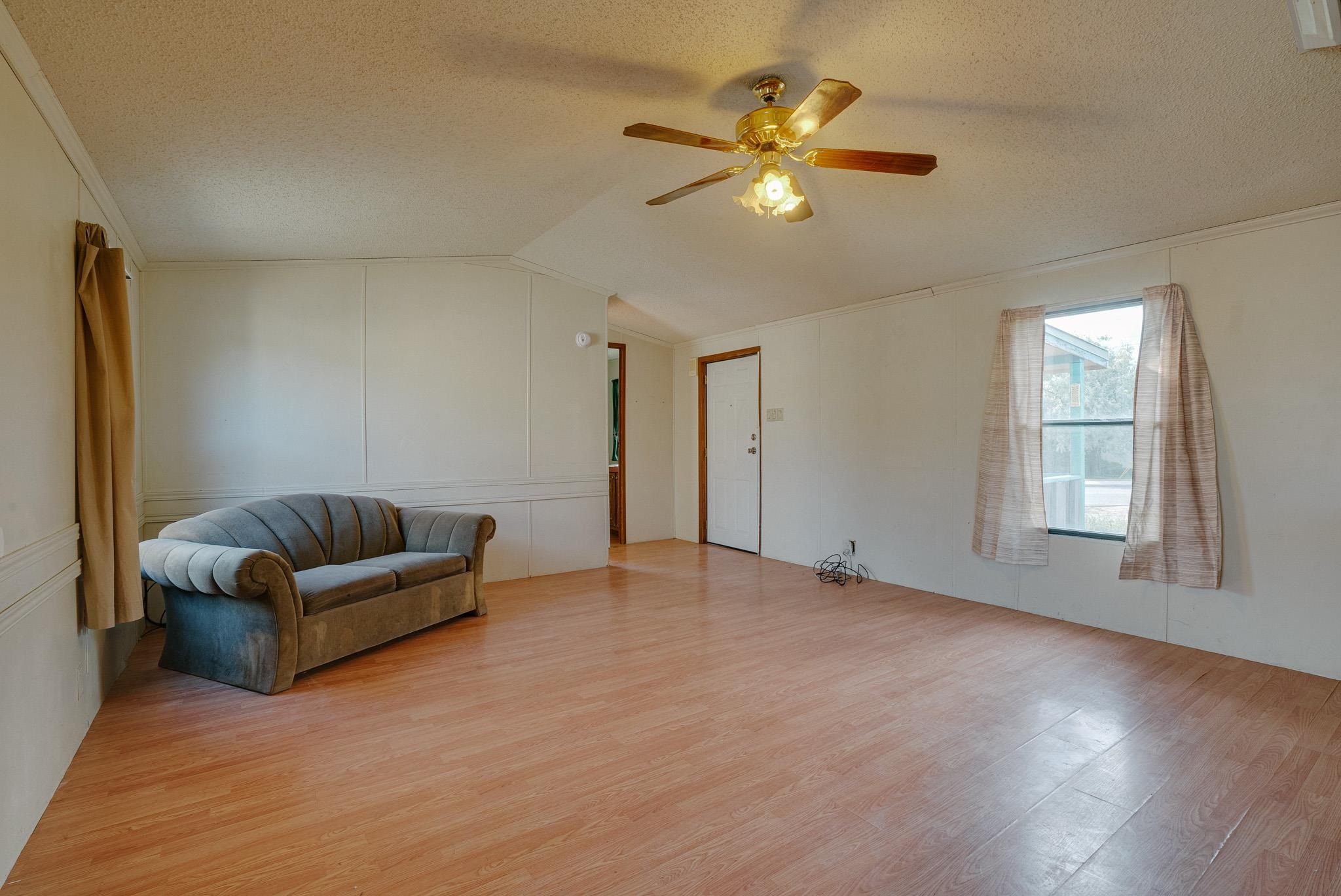 Taos, New Mexico 87571, United States, 2 Bedrooms Bedrooms, ,2 BathroomsBathrooms,Residential,Active,167956