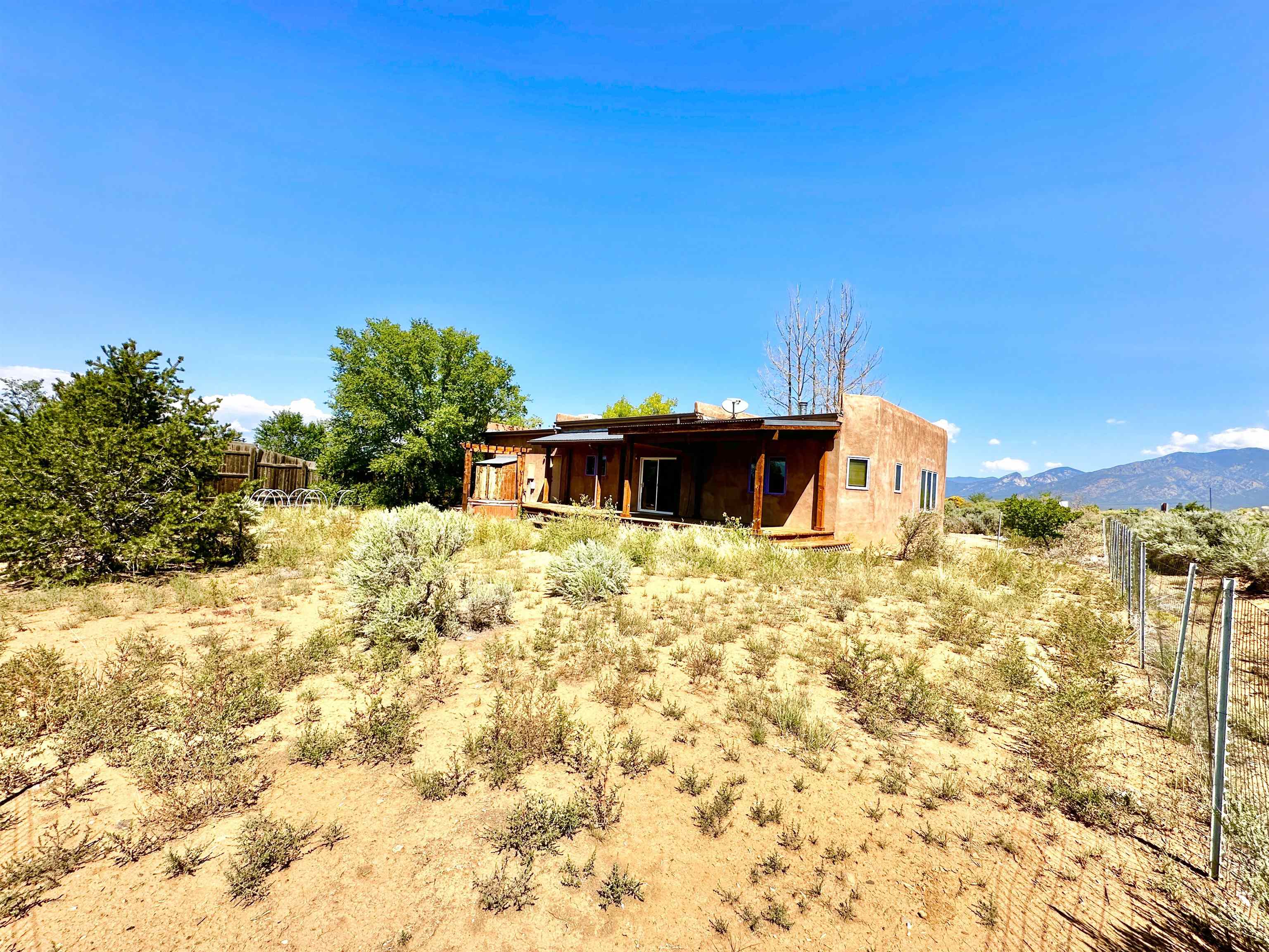 300 Morgan Road, Taos, New Mexico image 9